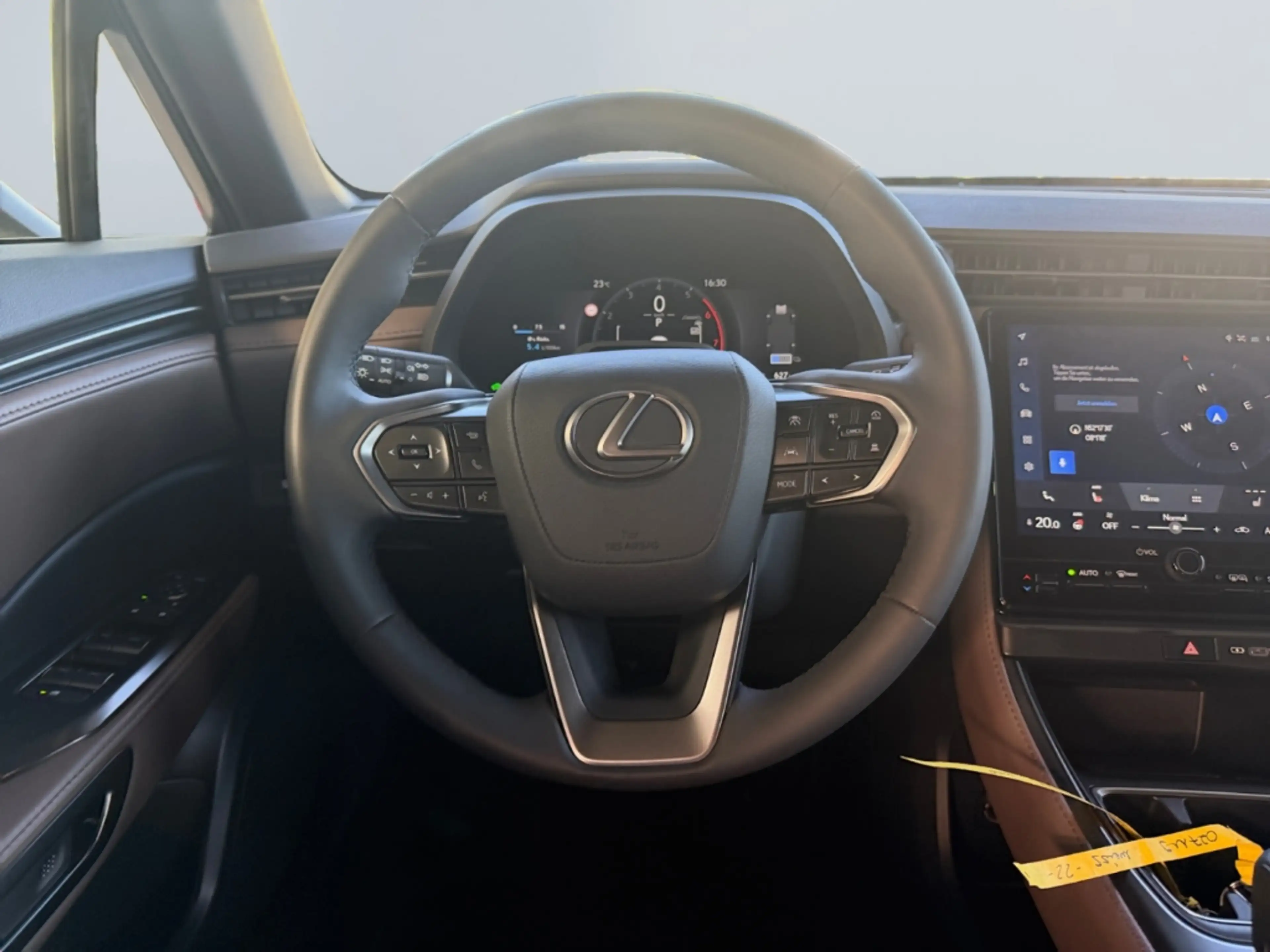 Lexus LBX FWD Elegant *LED*el. Heck*CAM*SHZ*CarPlay*PDC* — photo 12