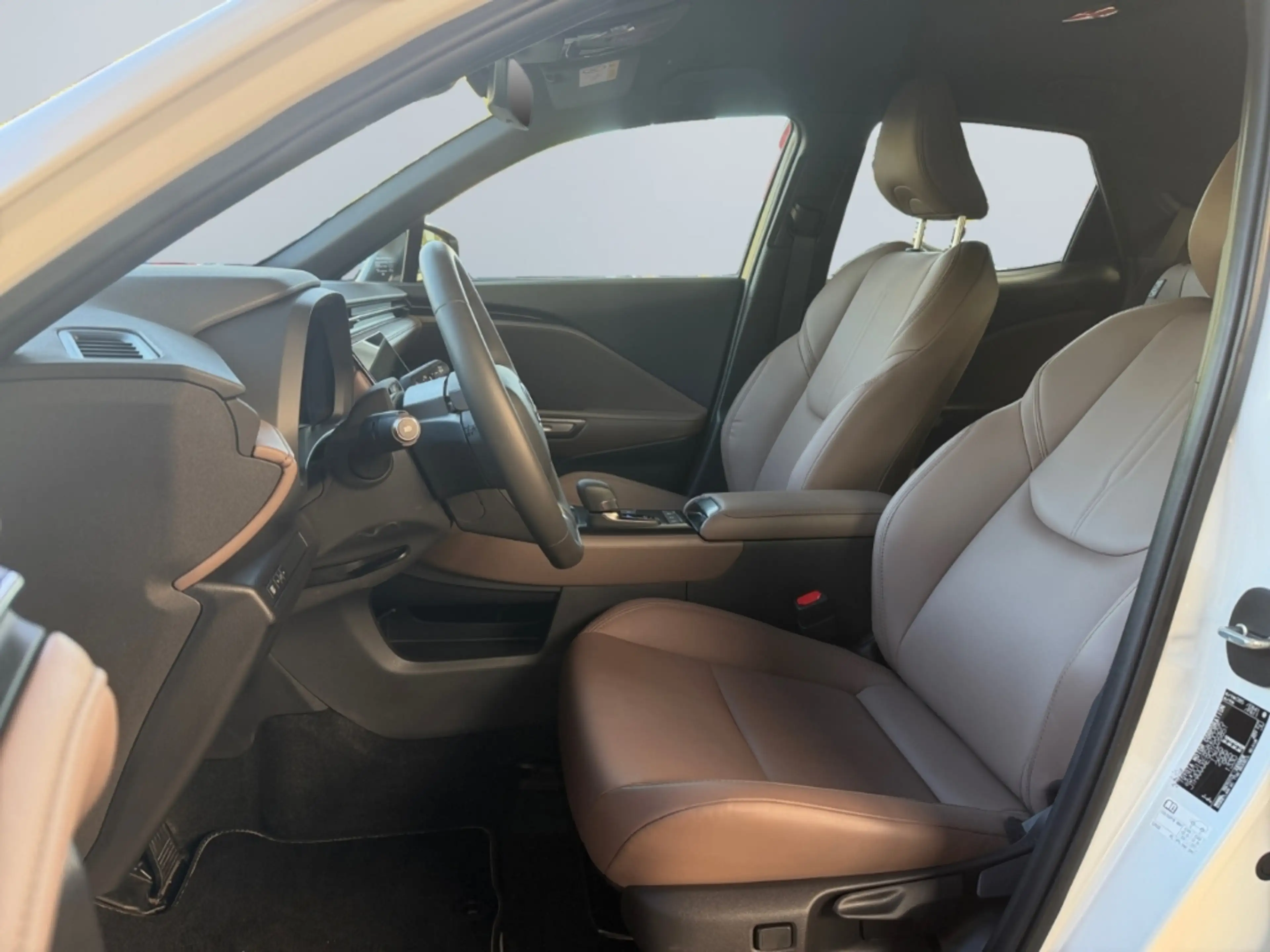 Lexus LBX FWD Elegant *LED*el. Heck*CAM*SHZ*CarPlay*PDC* — photo 9