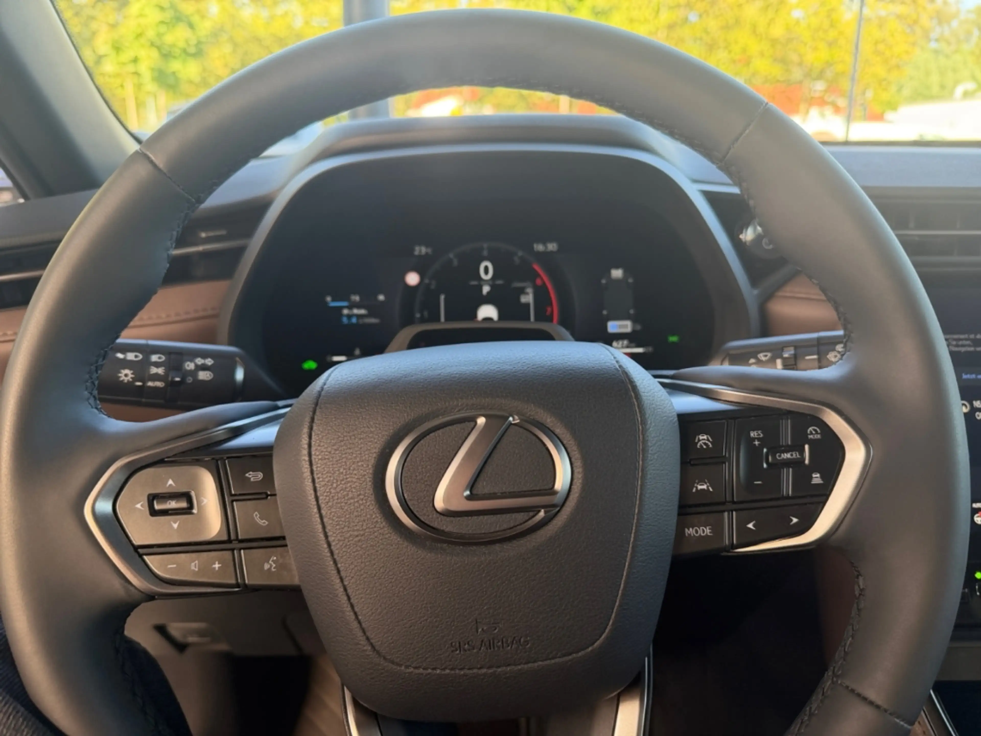 Lexus LBX FWD Elegant *LED*el. Heck*CAM*SHZ*CarPlay*PDC* — photo 13
