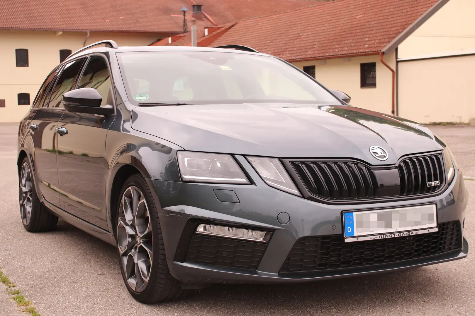 Skoda Octavia Octavia III Combi Combi 2.0 TSI RS Grau - 1