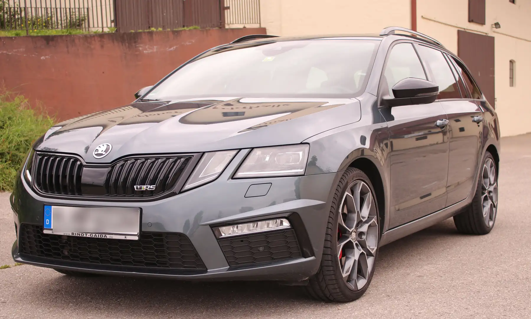 Skoda Octavia Octavia III Combi Combi 2.0 TSI RS Grau - 2