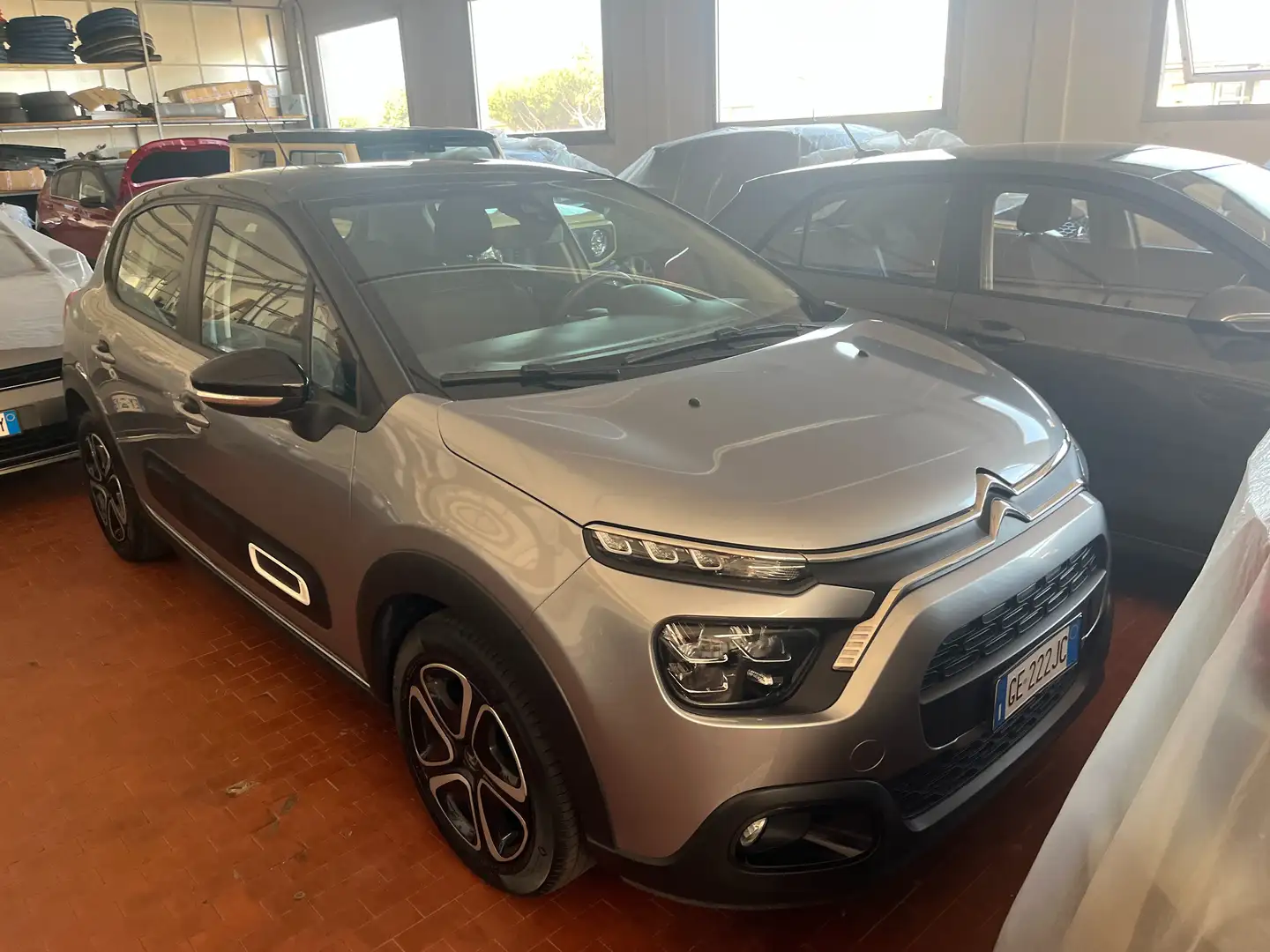 Citroen C3 C3 III 2017 1.2 puretech Shine s - 1