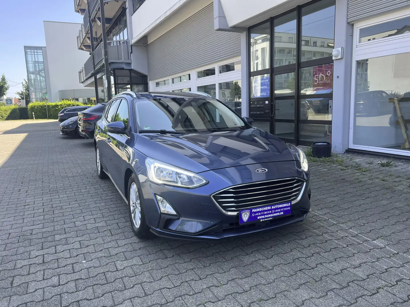 Ford Focus Turnier 2.0 Titanium NAVI+TOTWINKEL+SPURASSIST+1H Bleu - 1