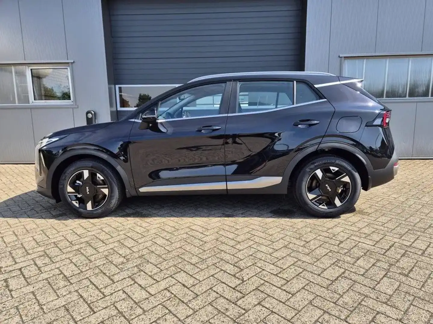 Kia Sportage 1.6 T-GDI MHEV Vision NEUES MODELL Negro - 2