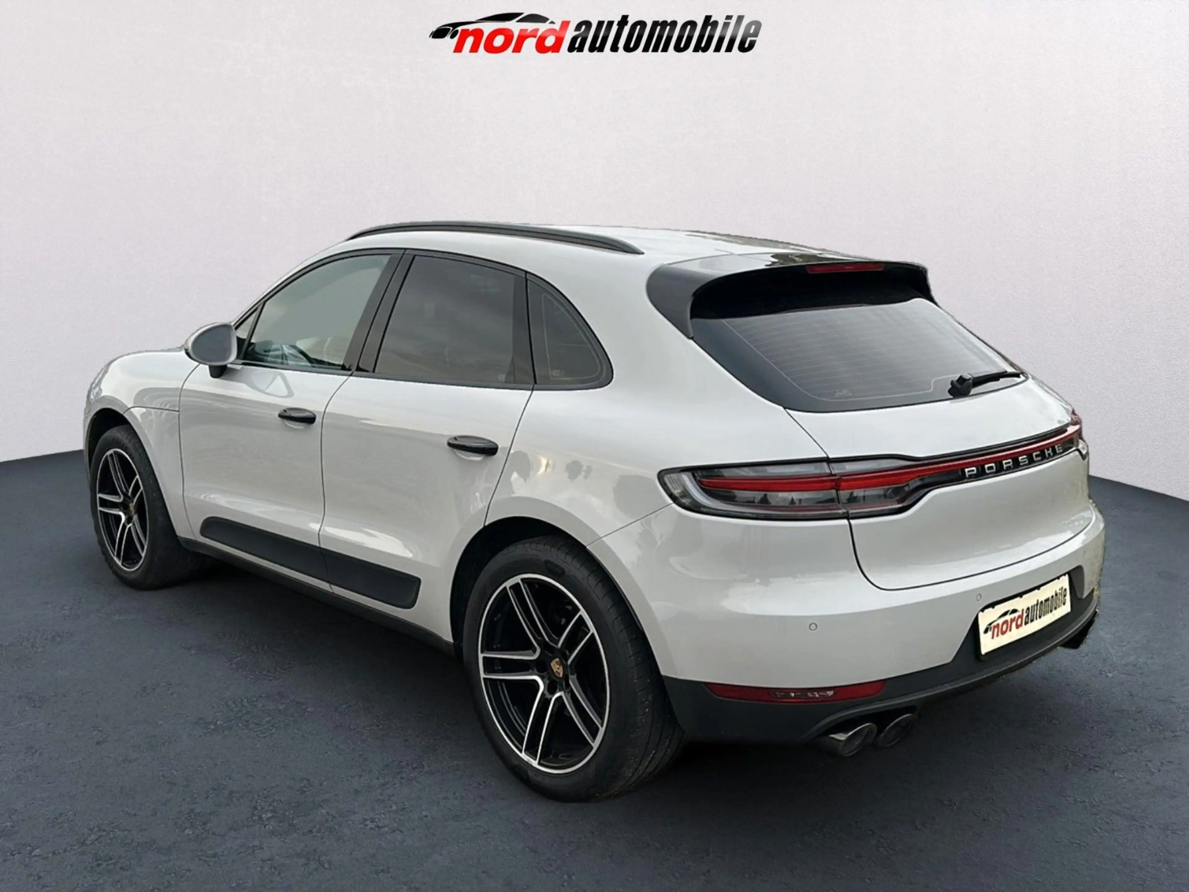 Porsche Macan °Bose°Lift°Keyless°Garantie°Tüv neu° — photo 3