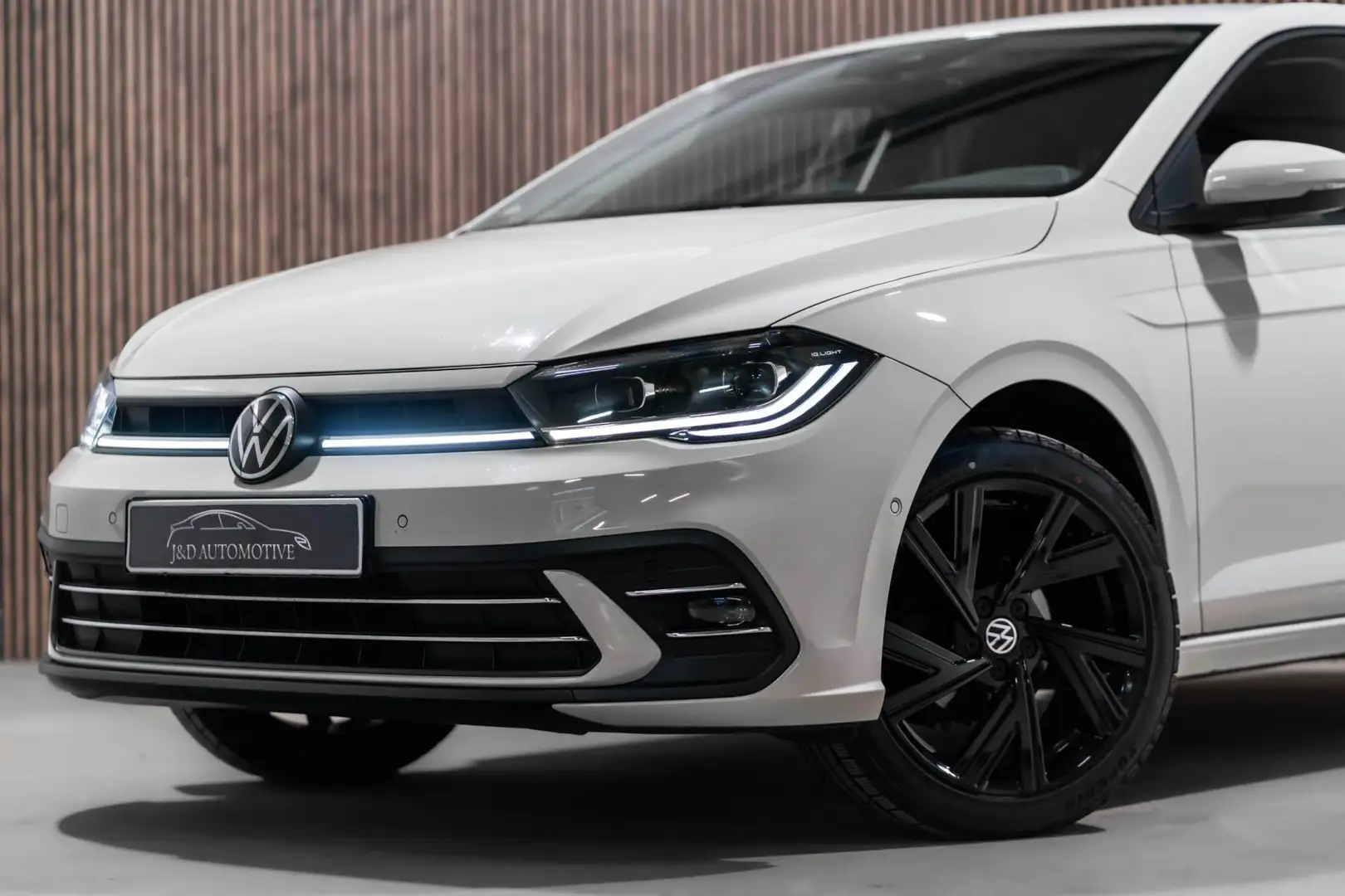 Volkswagen Polo 1.0 TSI R line DSG IQ CAMERA MODE - 2