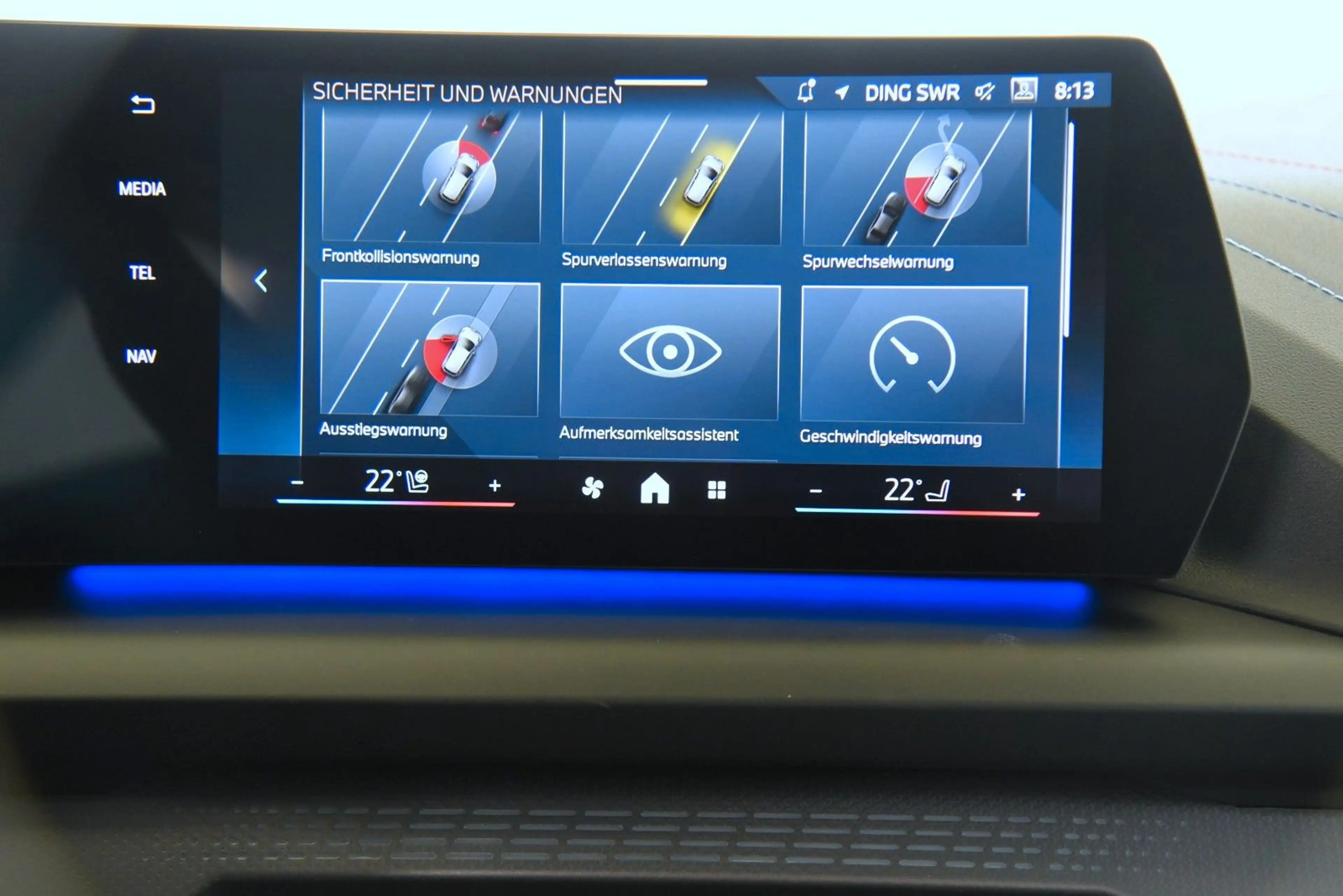 BMW 120 M Sport Pro HUD H&K LED DriveAss+ ParkAss+ — photo 13