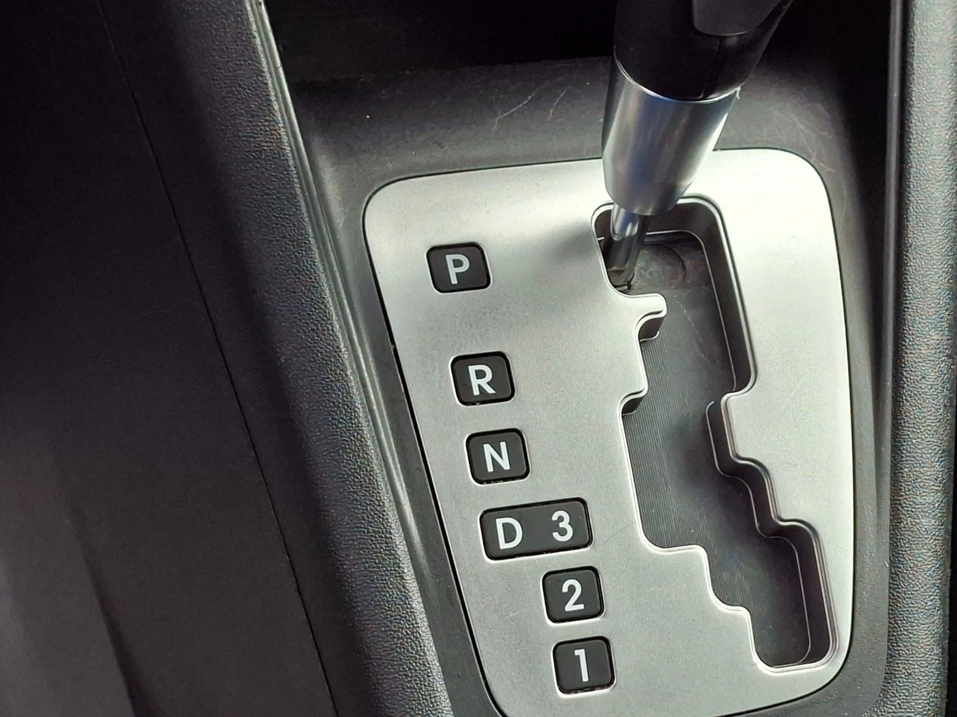 Hyundai iX20 1.6 Automatik Keyless Klimatronic Sitzhzg — photo 12