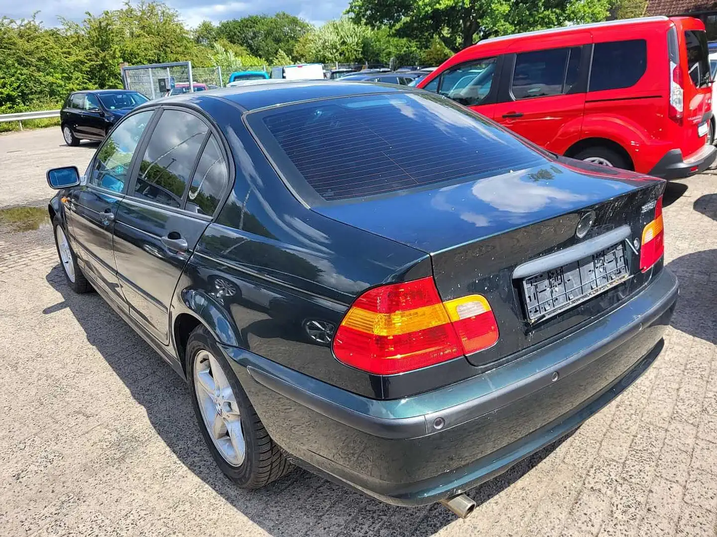 BMW 318 i Grün - 2