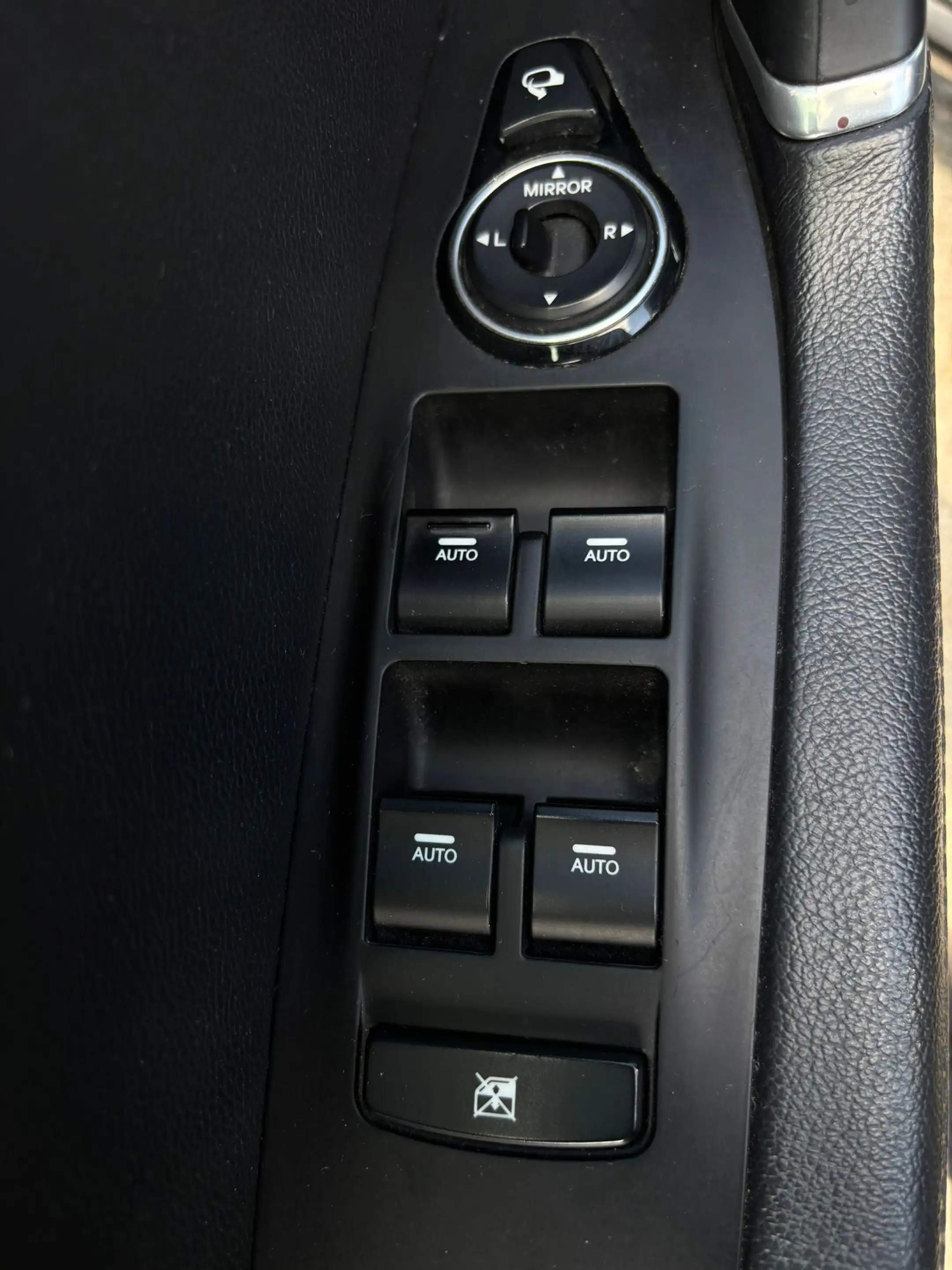 Hyundai i40 Hyundai i40 1.6 Essence Airco GPS — photo 10