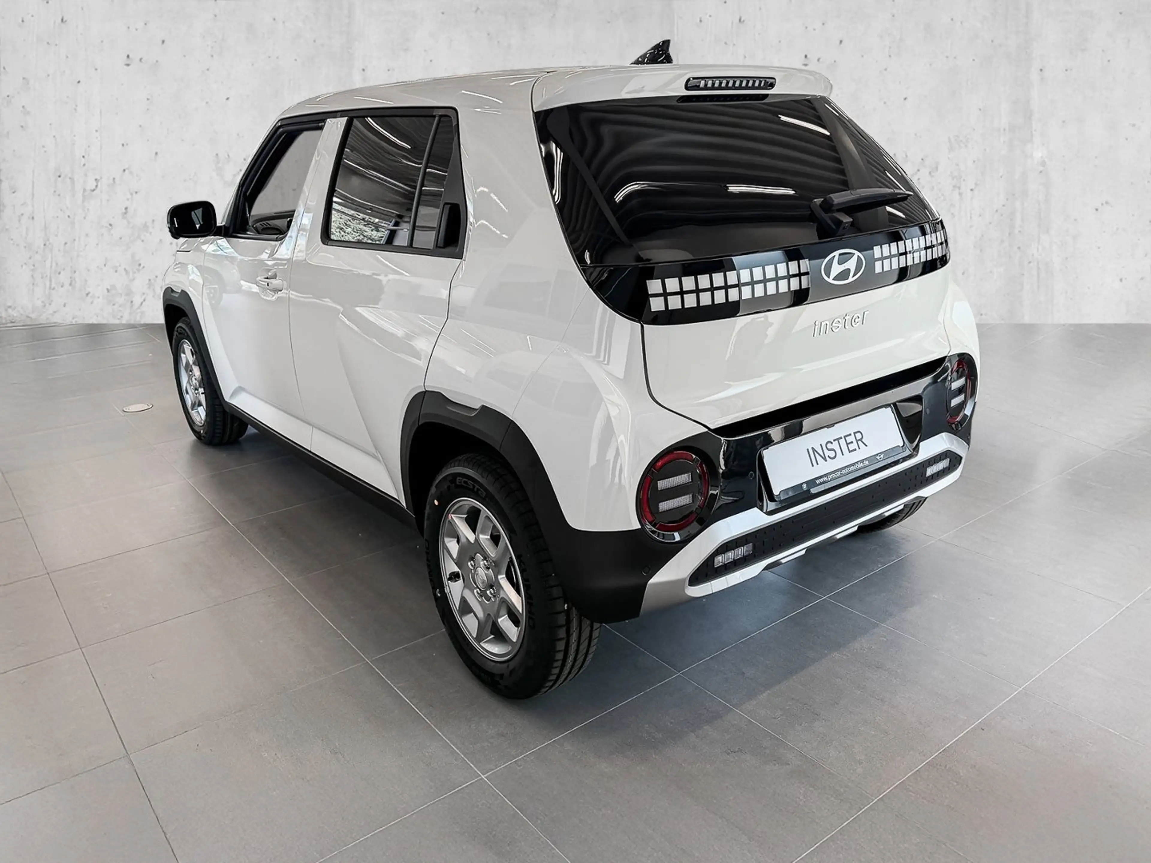 Hyundai Inster EV  42 kWh 97 PS Elektro 71 kW FWD Trend — photo 2