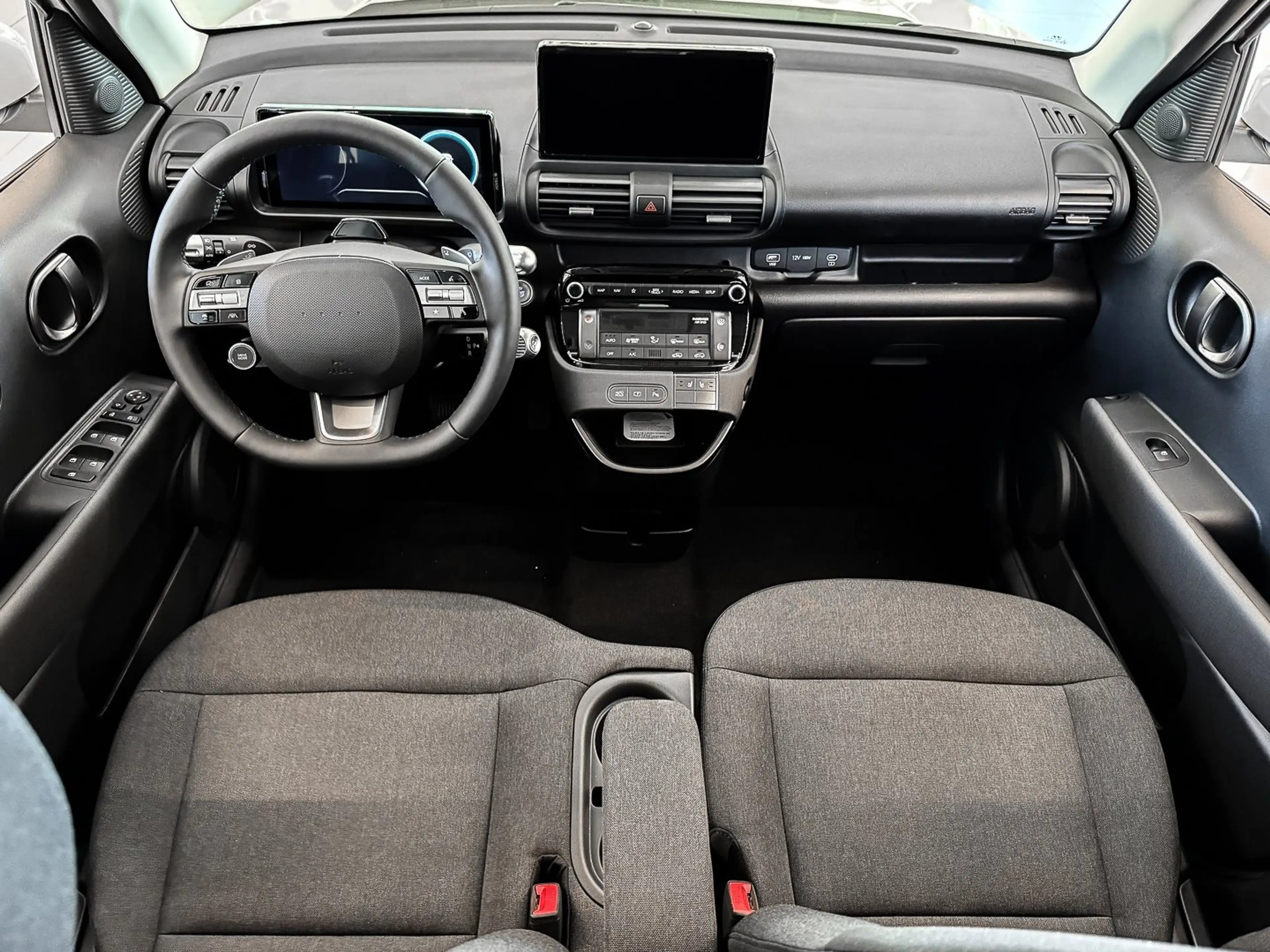 Hyundai Inster EV  42 kWh 97 PS Elektro 71 kW FWD Trend — photo 7