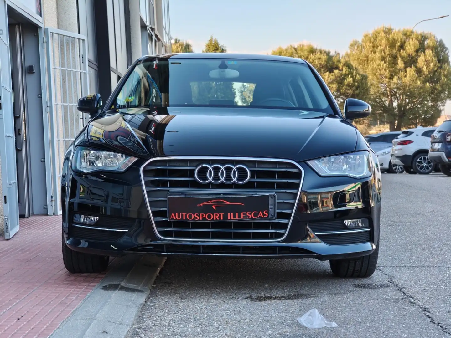 Audi A3 Berlina Manual de 5 Puertas Schwarz - 1