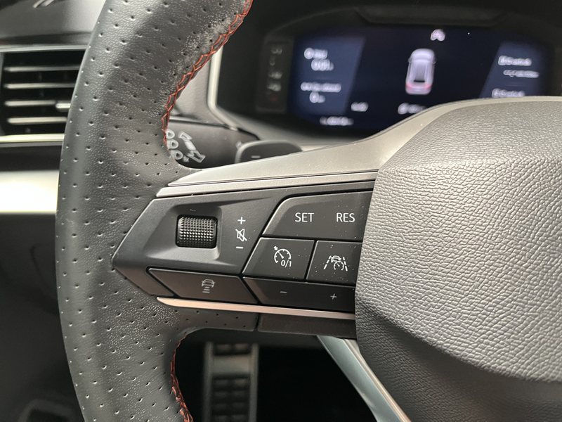 SEAT Tarraco 1.4 TSI e-Hybrid PHEV FR Business Intense / AUTOMA — photo 13