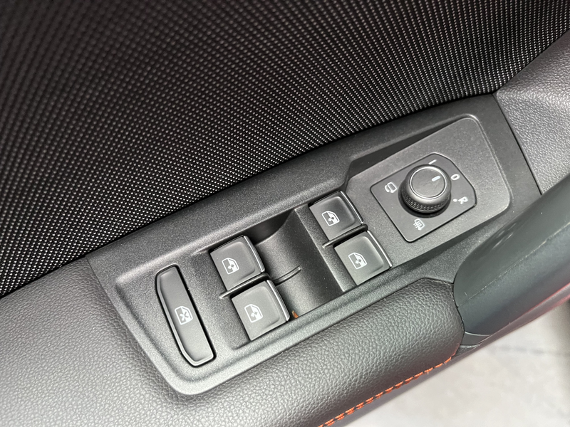 SEAT Tarraco 1.4 TSI e-Hybrid PHEV FR Business Intense / AUTOMA — photo 8