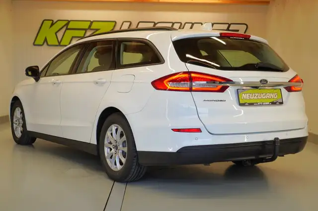 Ford Mondeo view 7