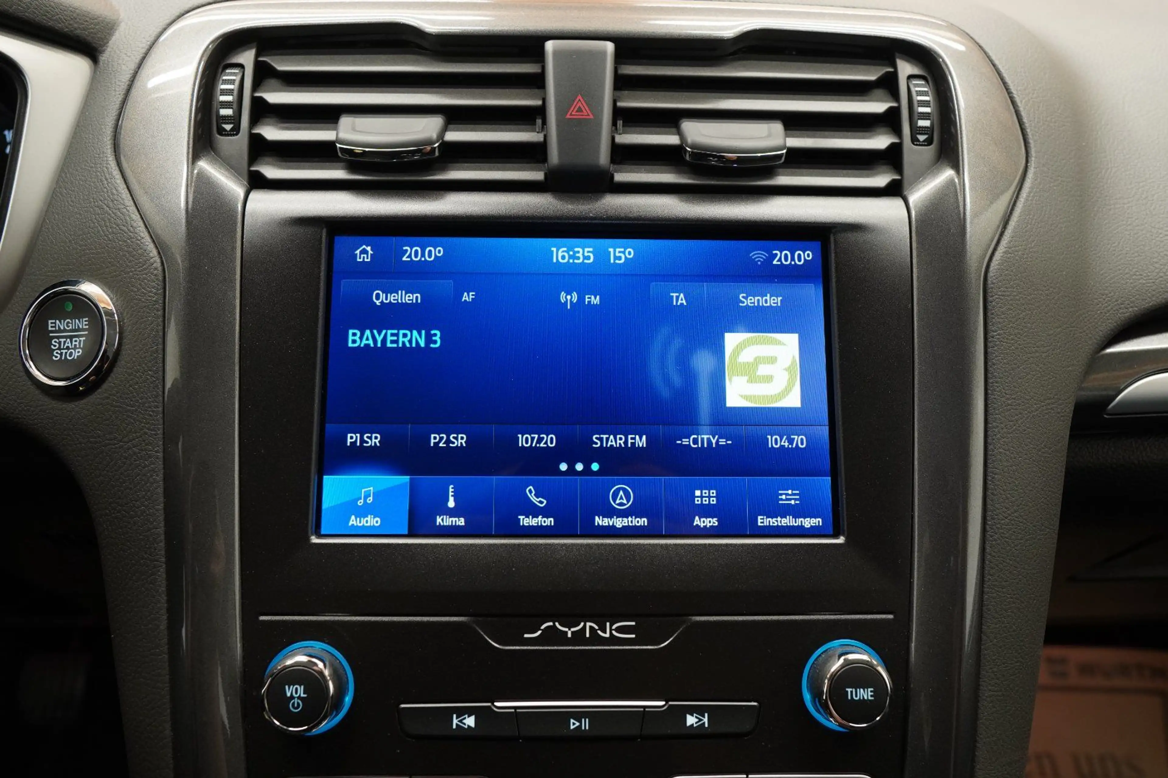 Ford Mondeo Turnier 2.0 EcoBl. "SITZH*NAVI*AHK*ACC" — photo 31