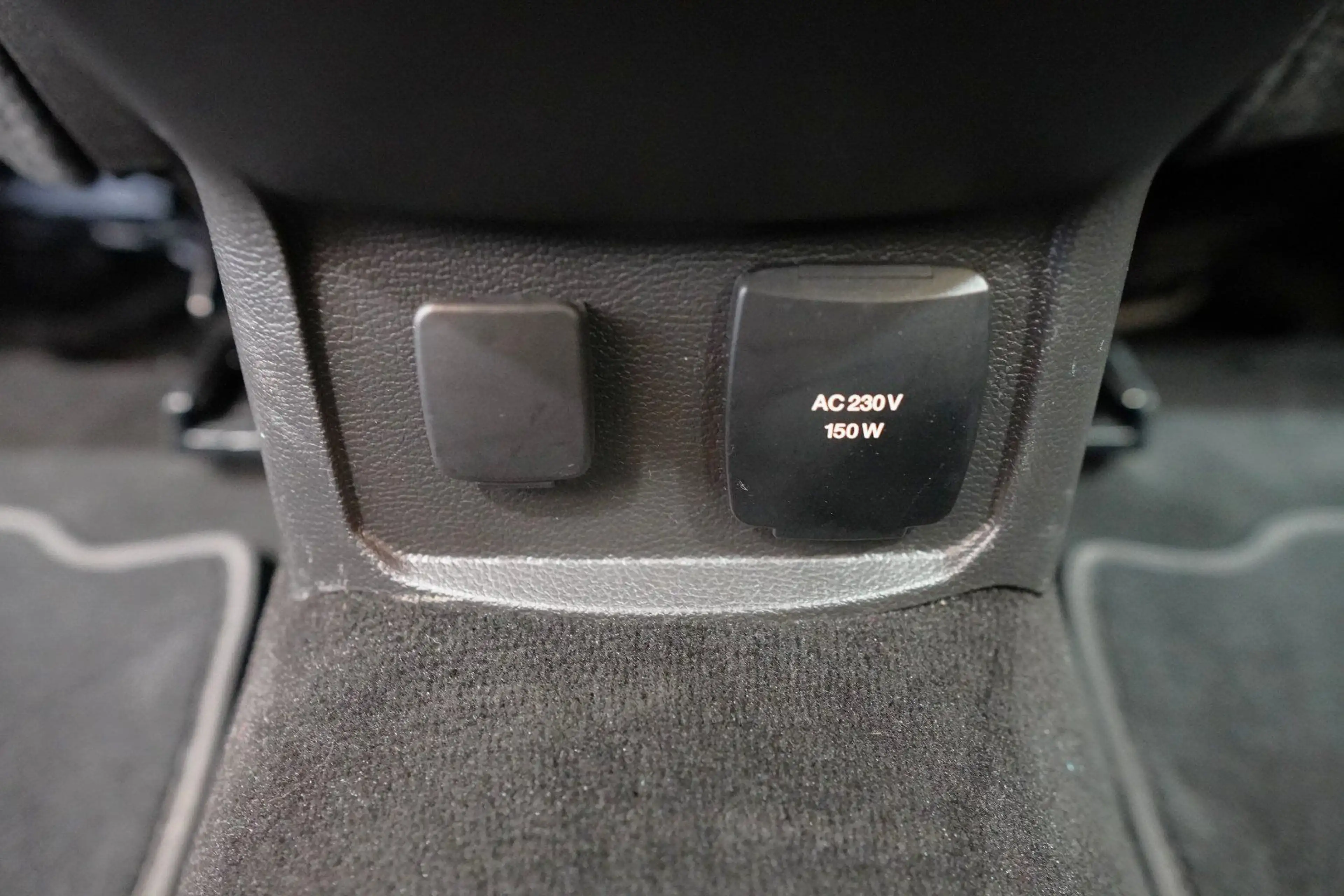 Ford Mondeo Turnier 2.0 EcoBl. "SITZH*NAVI*AHK*ACC" — photo 37
