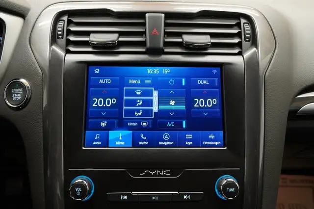Ford Mondeo view 30