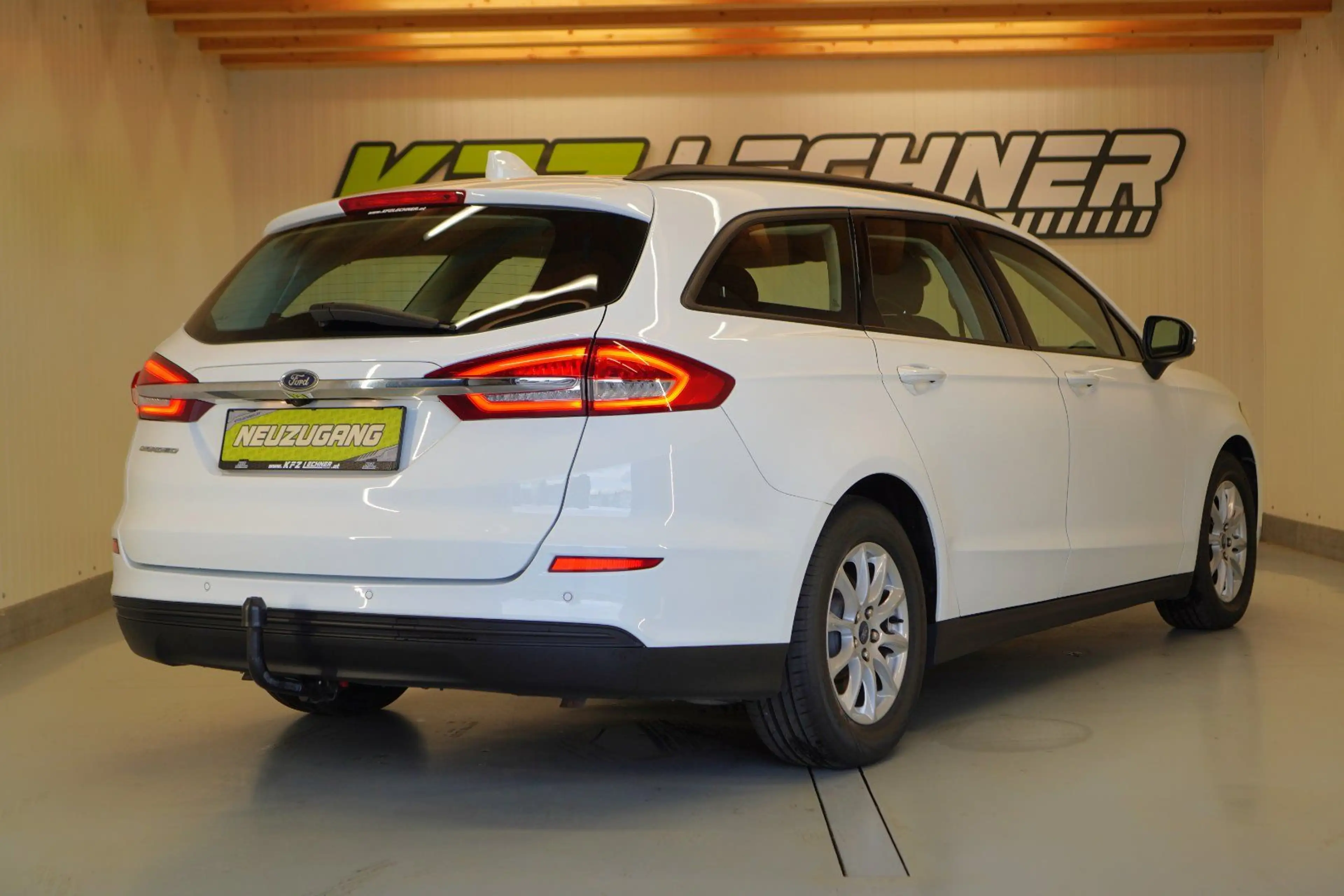 Ford Mondeo Turnier 2.0 EcoBl. "SITZH*NAVI*AHK*ACC" — photo 4