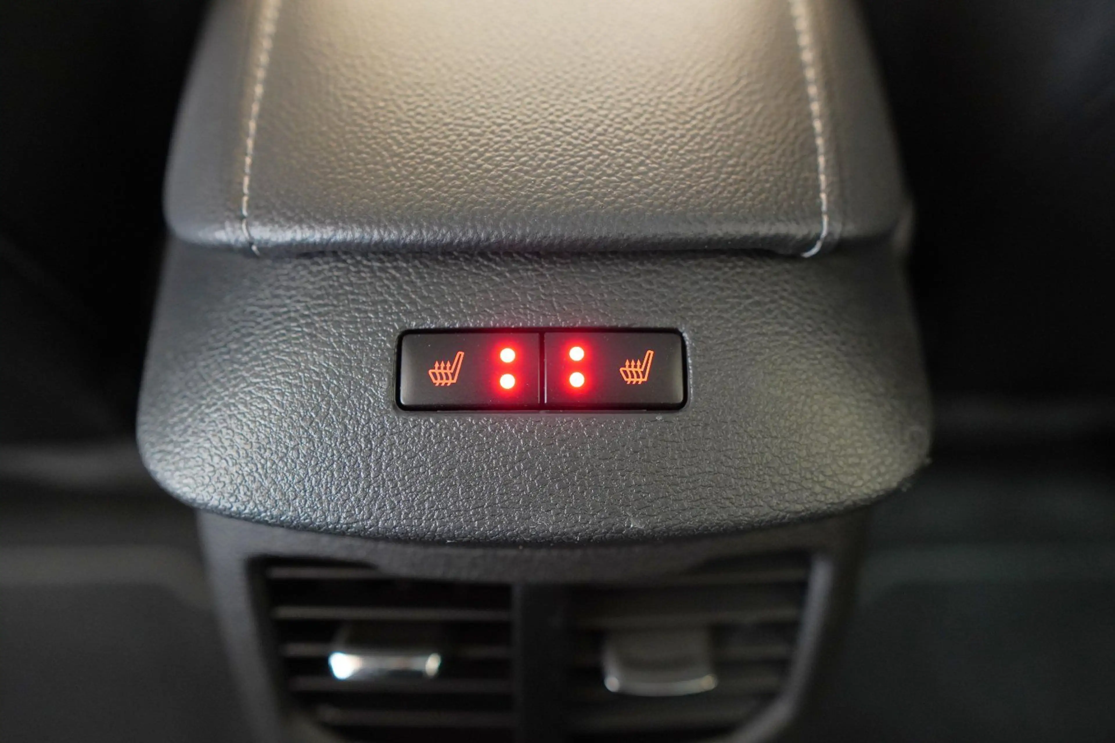 Ford Mondeo Turnier 2.0 EcoBl. "SITZH*NAVI*AHK*ACC" — photo 25