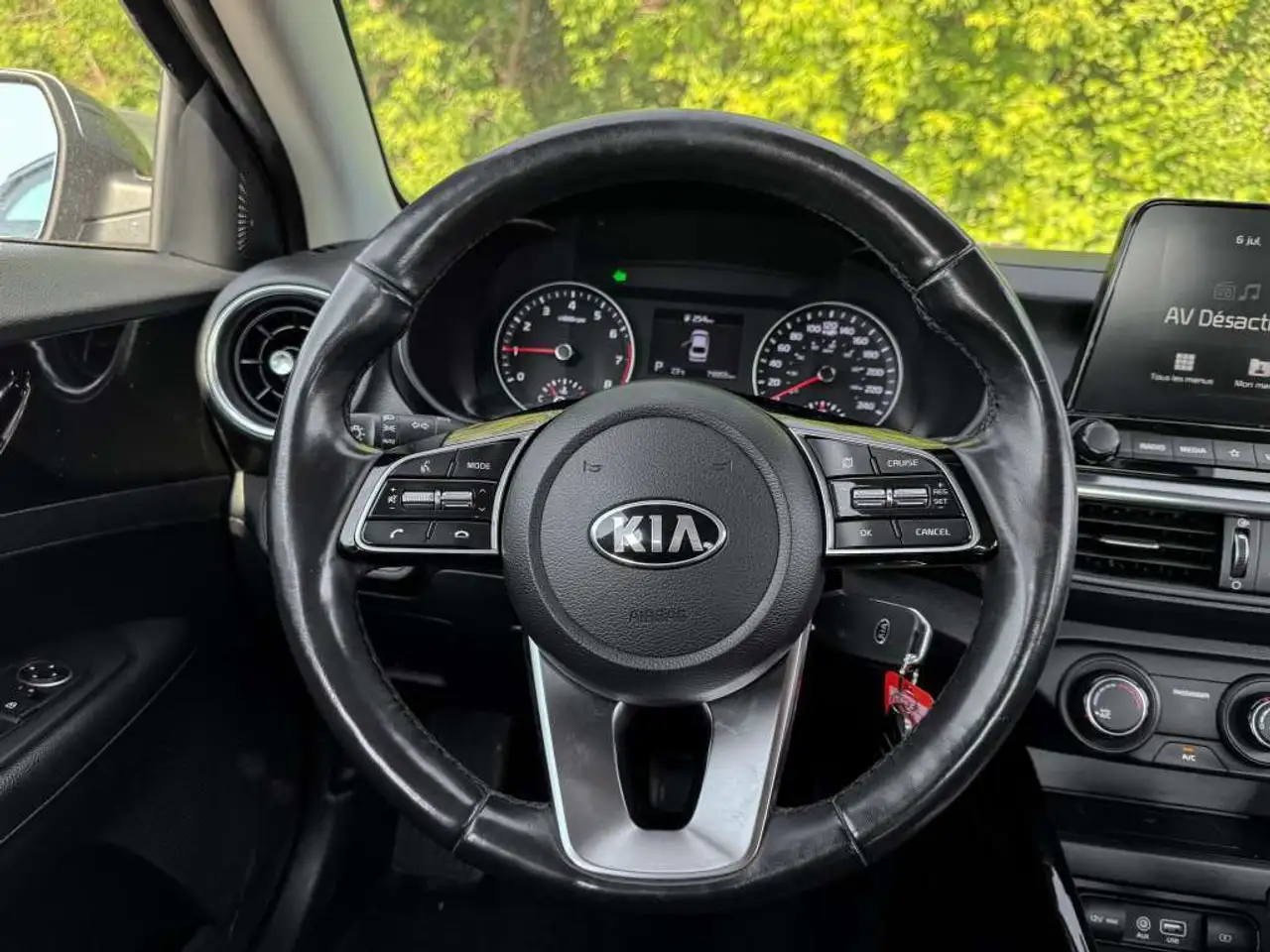 Kia Forte снимка Kia Forte