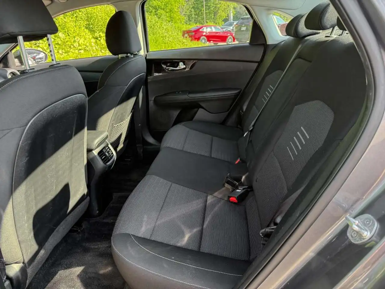 Kia Forte снимка Kia Forte
