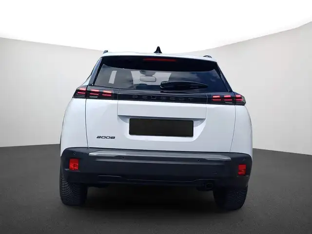 Peugeot 2008 view 3
