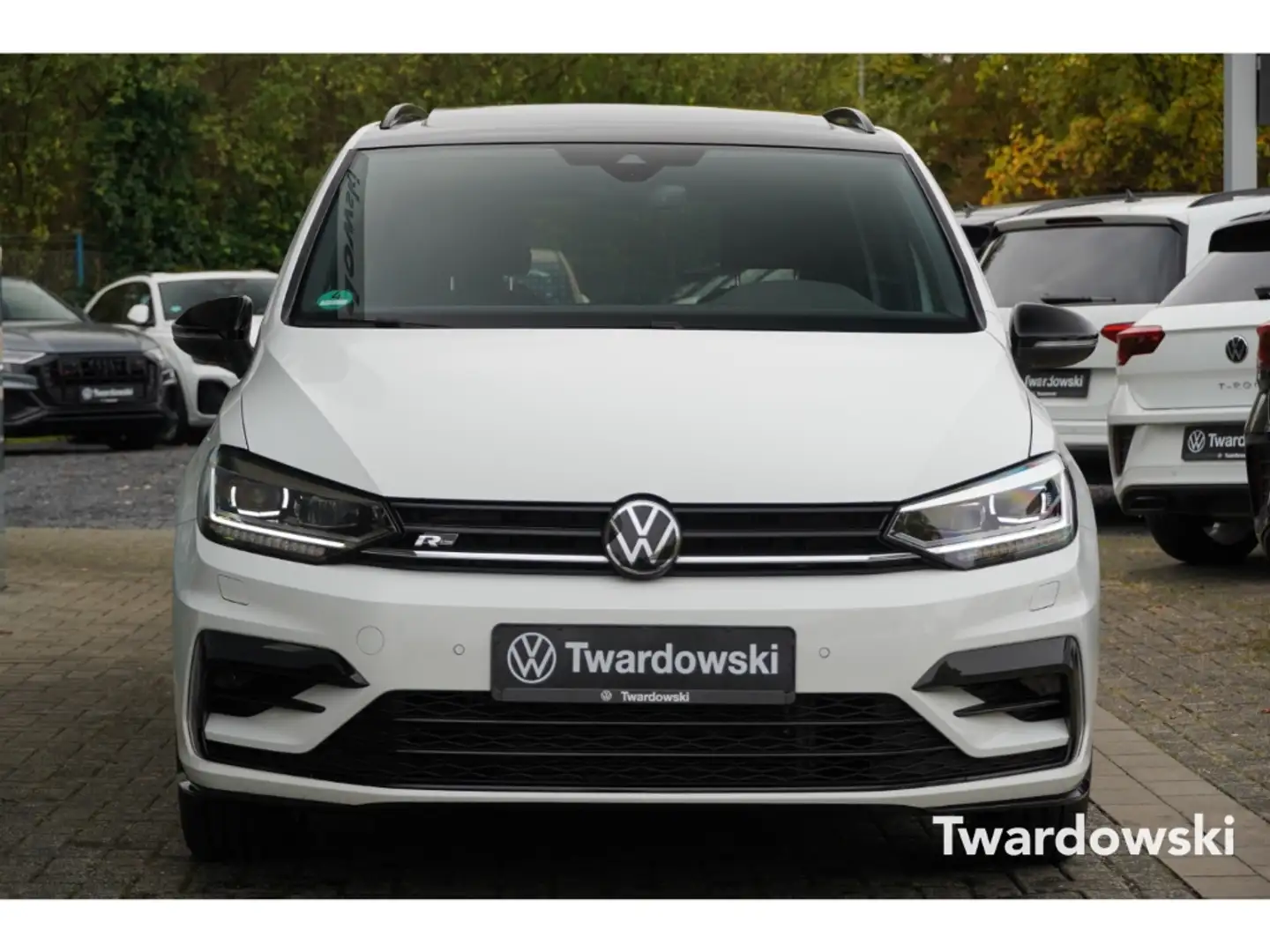 Volkswagen Touran Highline R Line AHK 7-Si Pano Kamera Keyless Weiß - 2