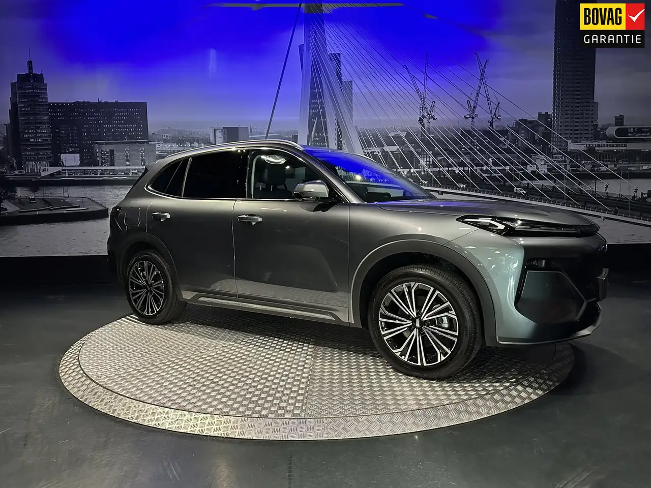 Geely Starray EM-i