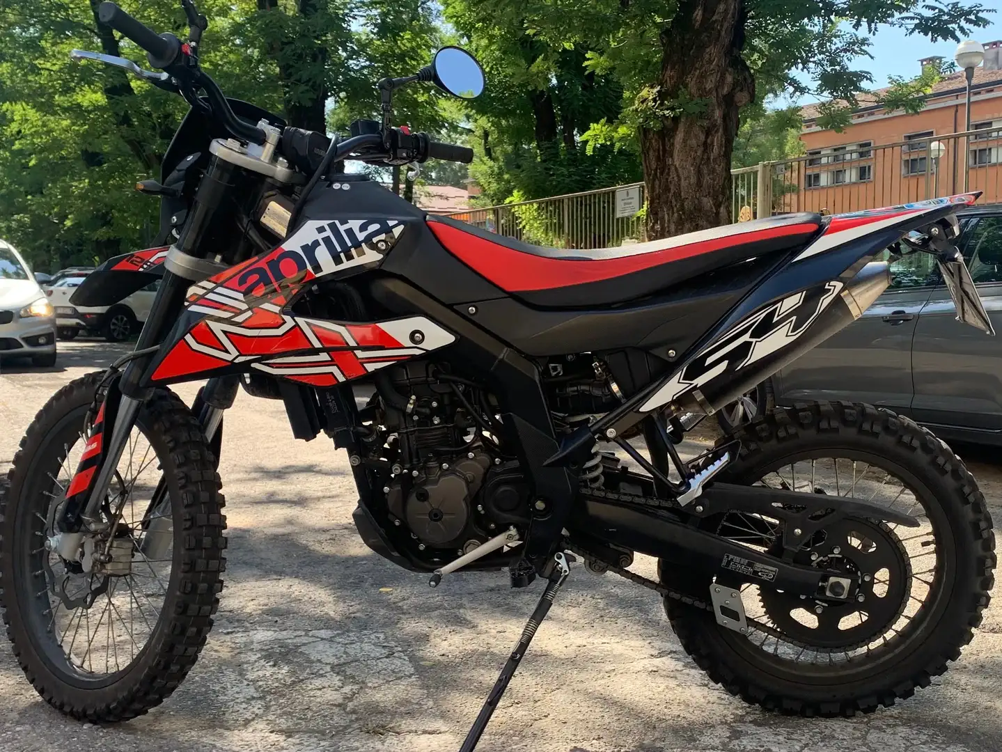 Aprilia RX 125 ABS Rouge - 2