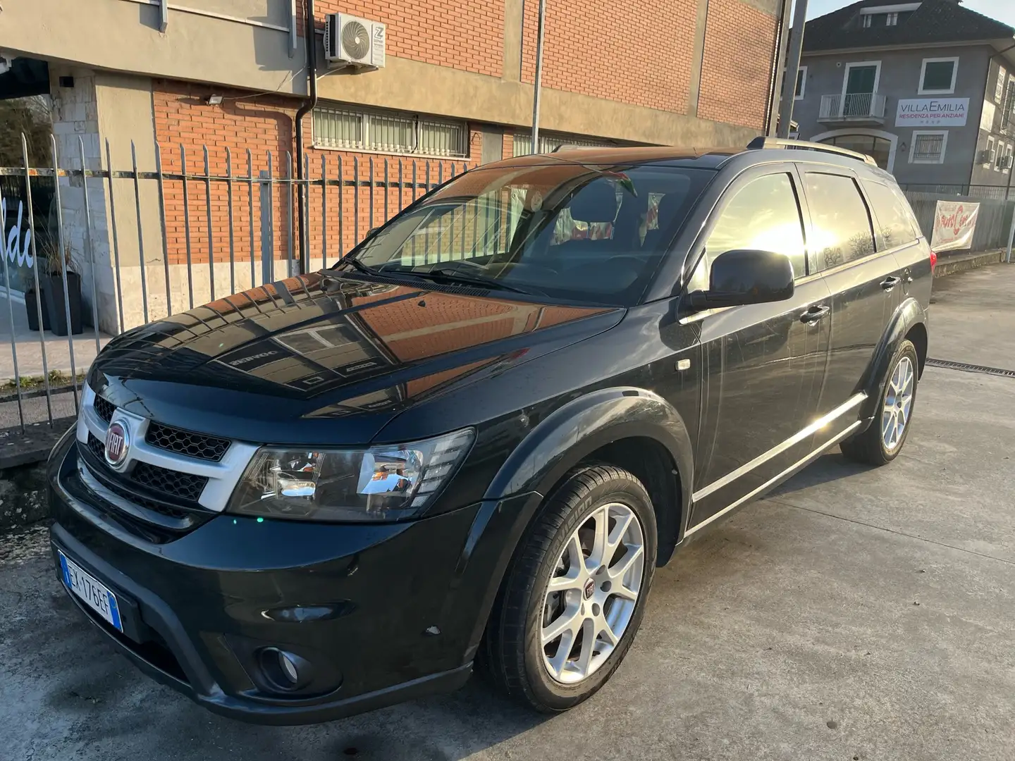 Fiat Freemont 2.0 mjt 16v Cross 4x4 170cv auto Negro - 1