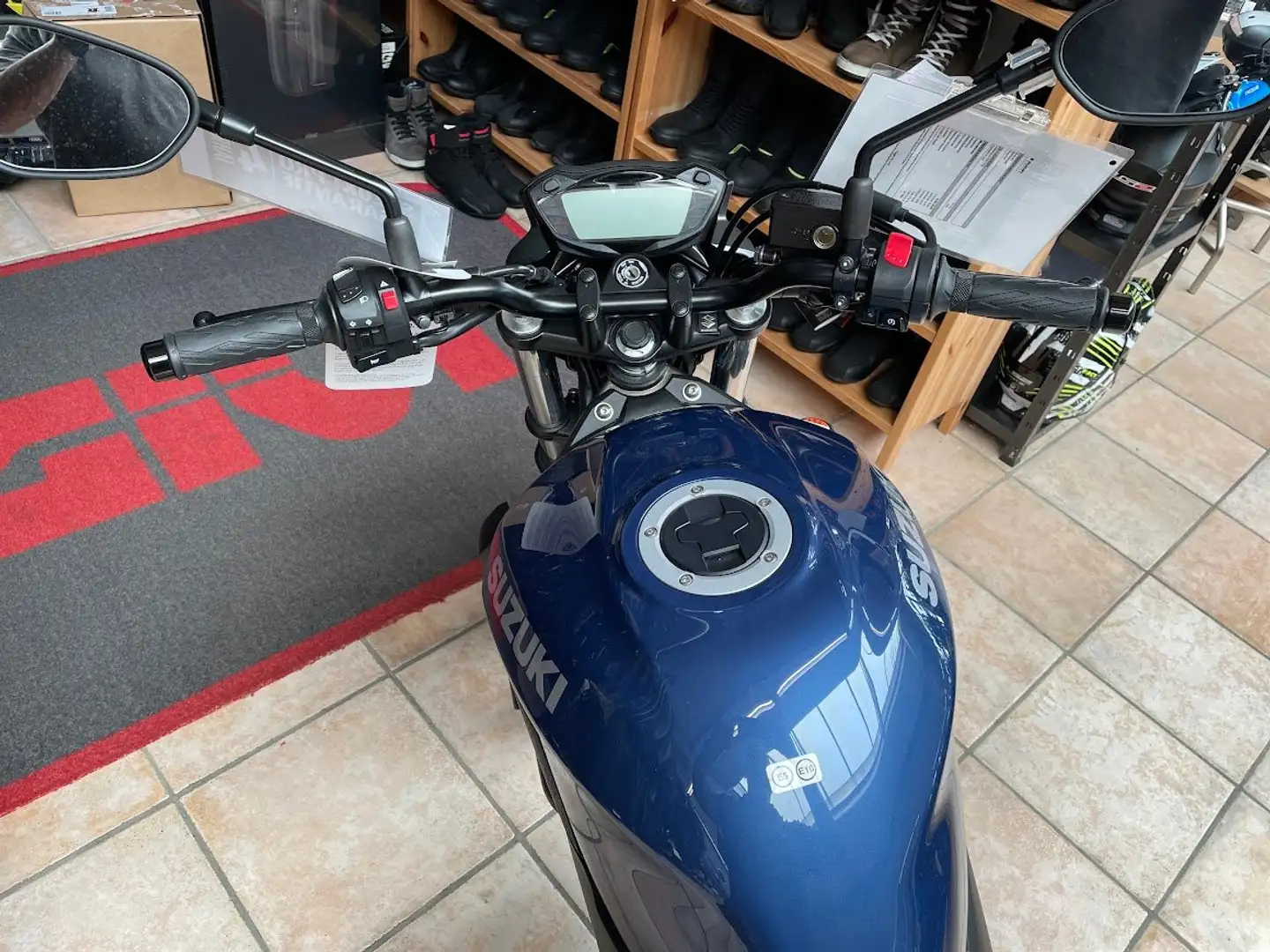 Suzuki SV 650 ABS Blau - 2