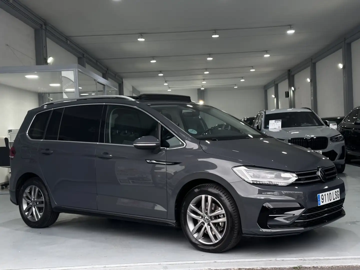 Volkswagen Touran 2.0TDI CR BMT Sport DSG7 110kW Gris - 2
