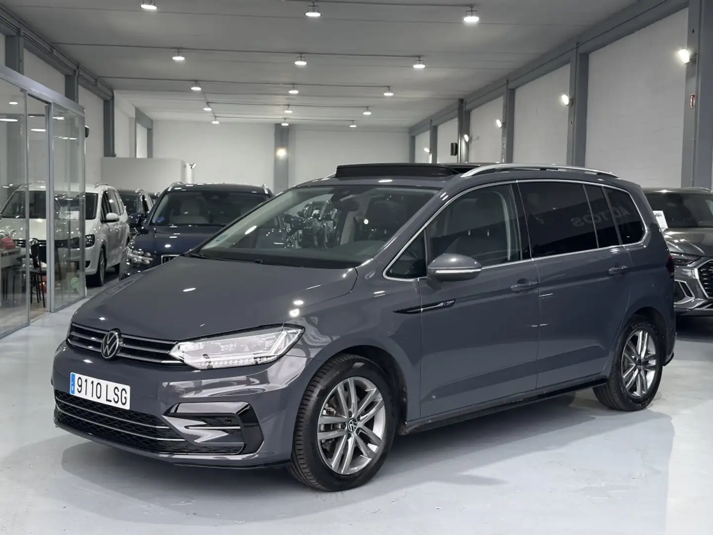 Volkswagen Touran 2.0TDI CR BMT Sport DSG7 110kW Gris - 1