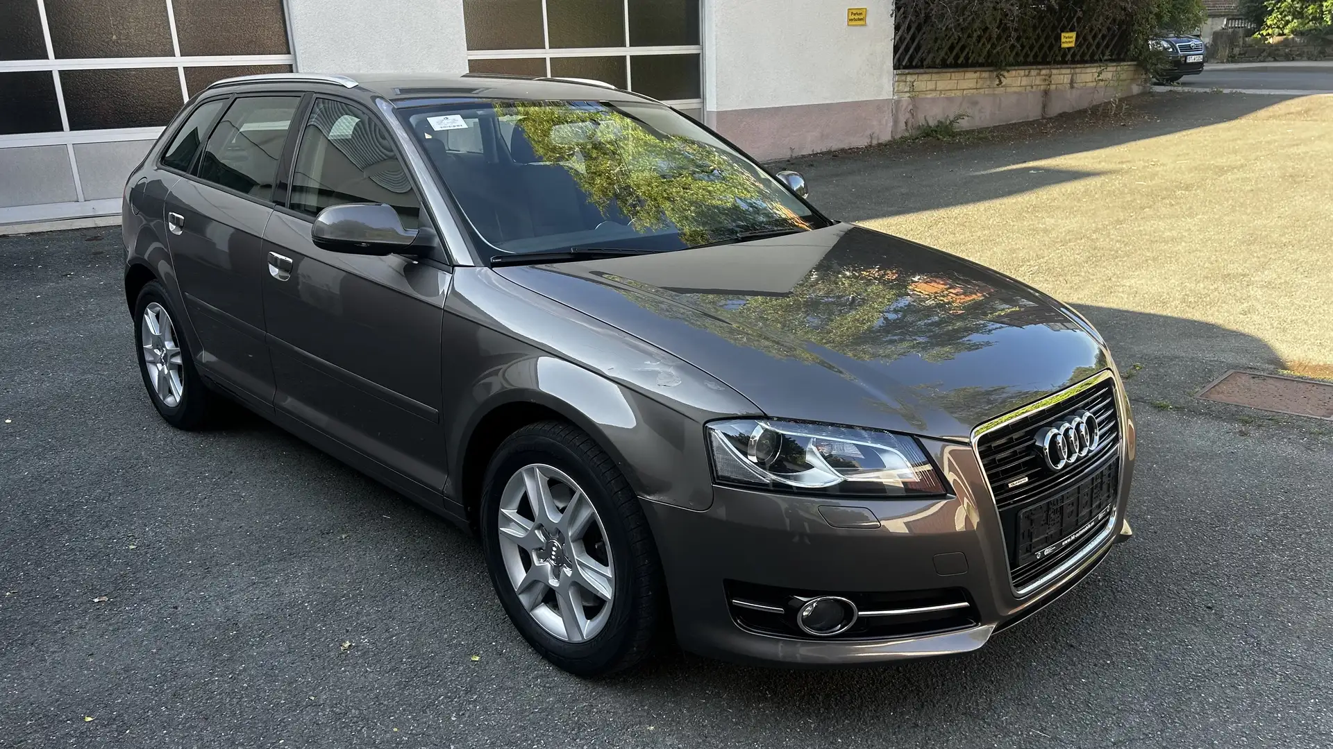 Audi A3 2.0 TDI Sportback DPF quattro Ambition Braun - 1