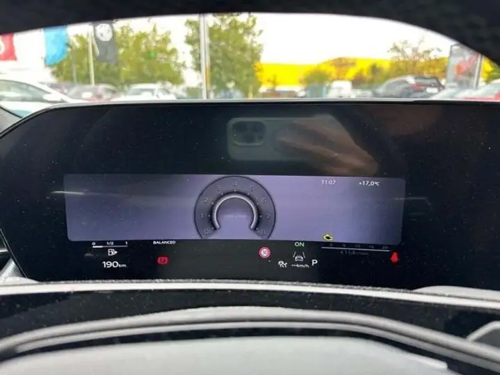 Audi Q3 2026, foto 17