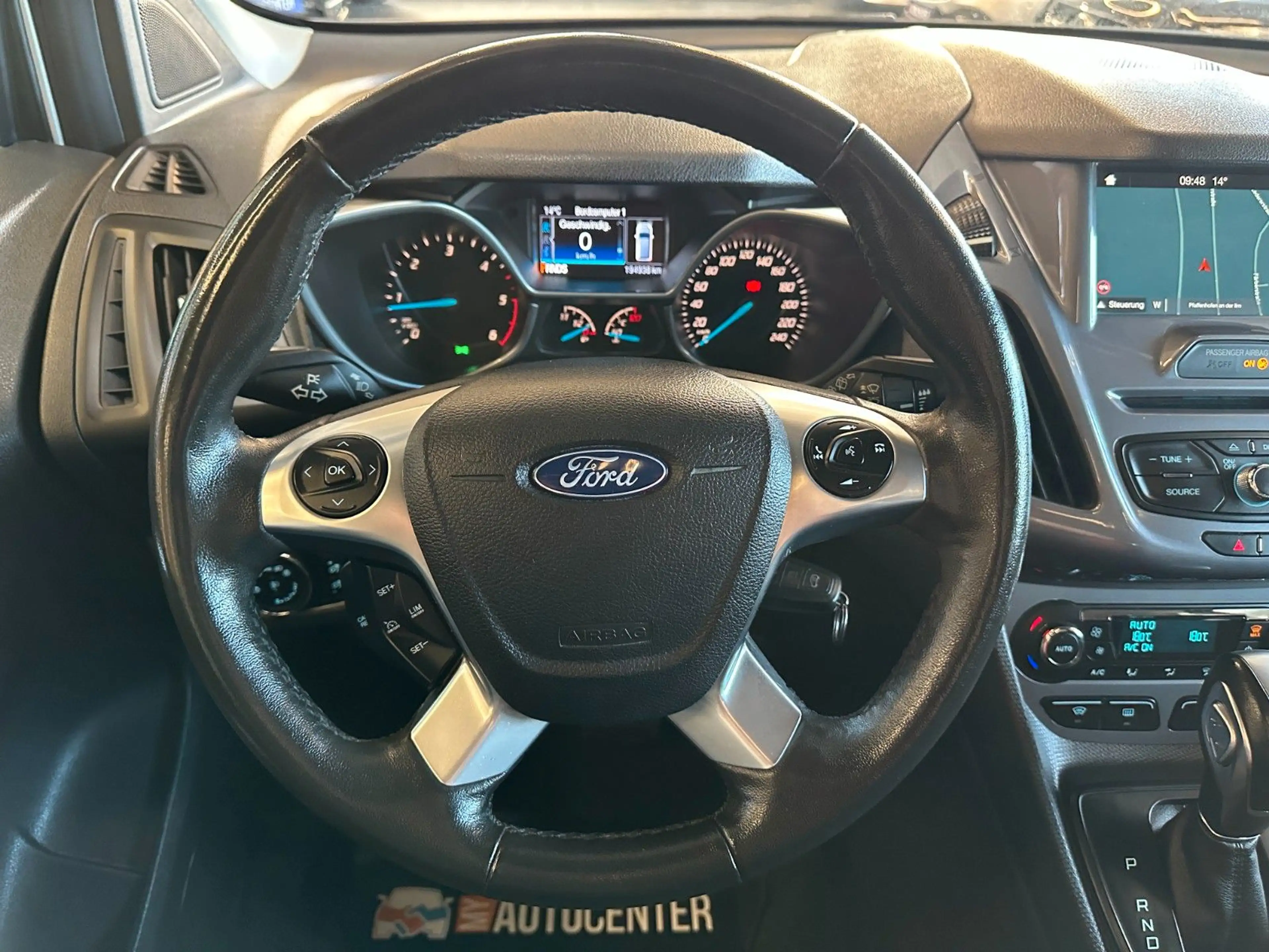 Ford Tourneo Connect Grand *PANO*SZHZ*TEMPO*NAVI*PDC*KAMERA* — photo 10