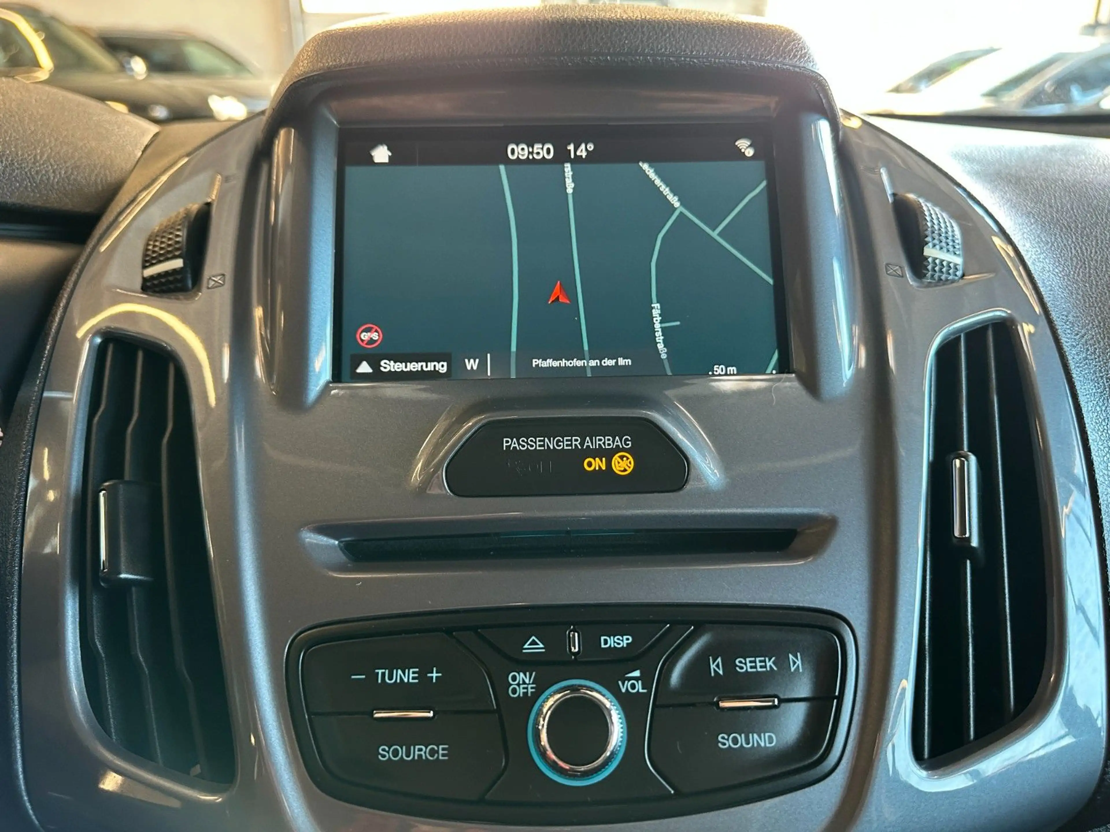 Ford Tourneo Connect Grand *PANO*SZHZ*TEMPO*NAVI*PDC*KAMERA* — photo 14
