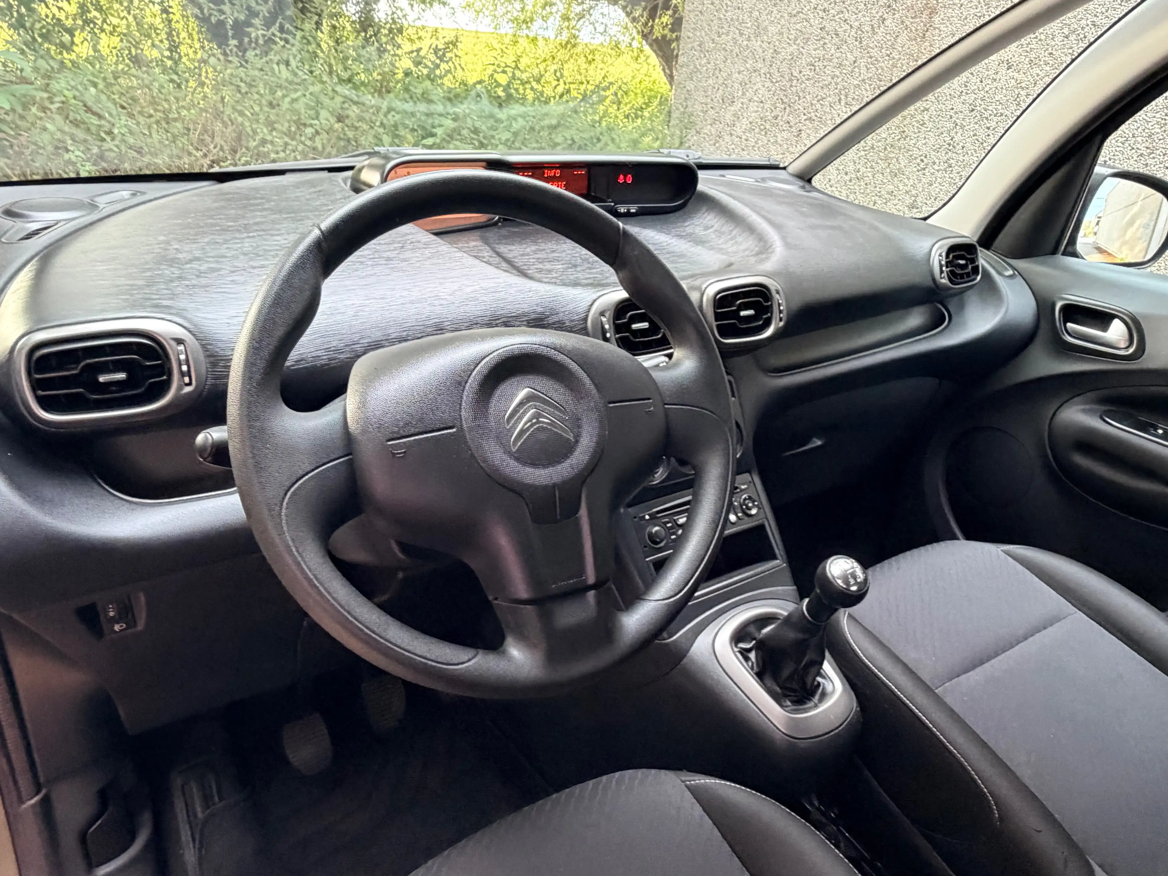 Citroen C3 Picasso C3 Picasso 1.4 VTi Attraction // GARANTIE 12 MOIS // — photo 9