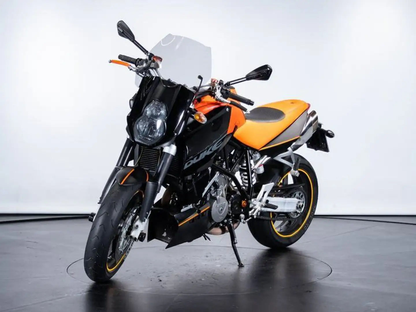 KTM 990 Super Duke - 2
