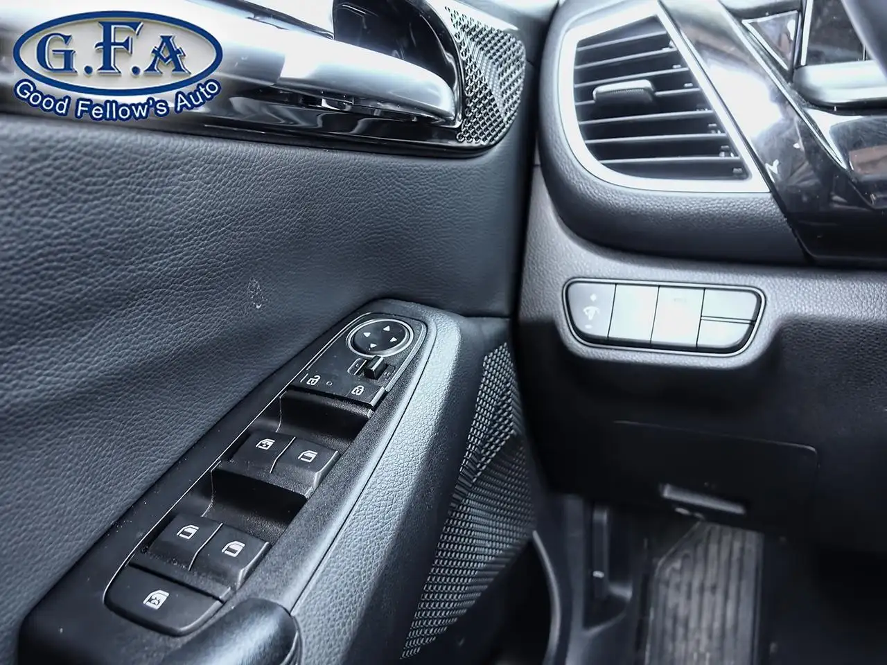 Kia Seltos снимка Kia Seltos