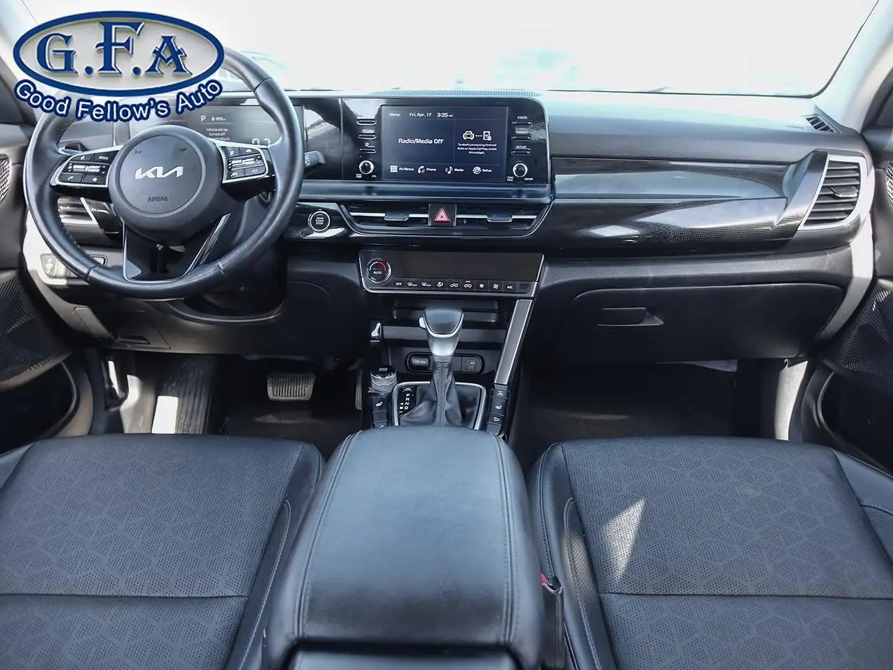 Kia Seltos снимка Kia Seltos