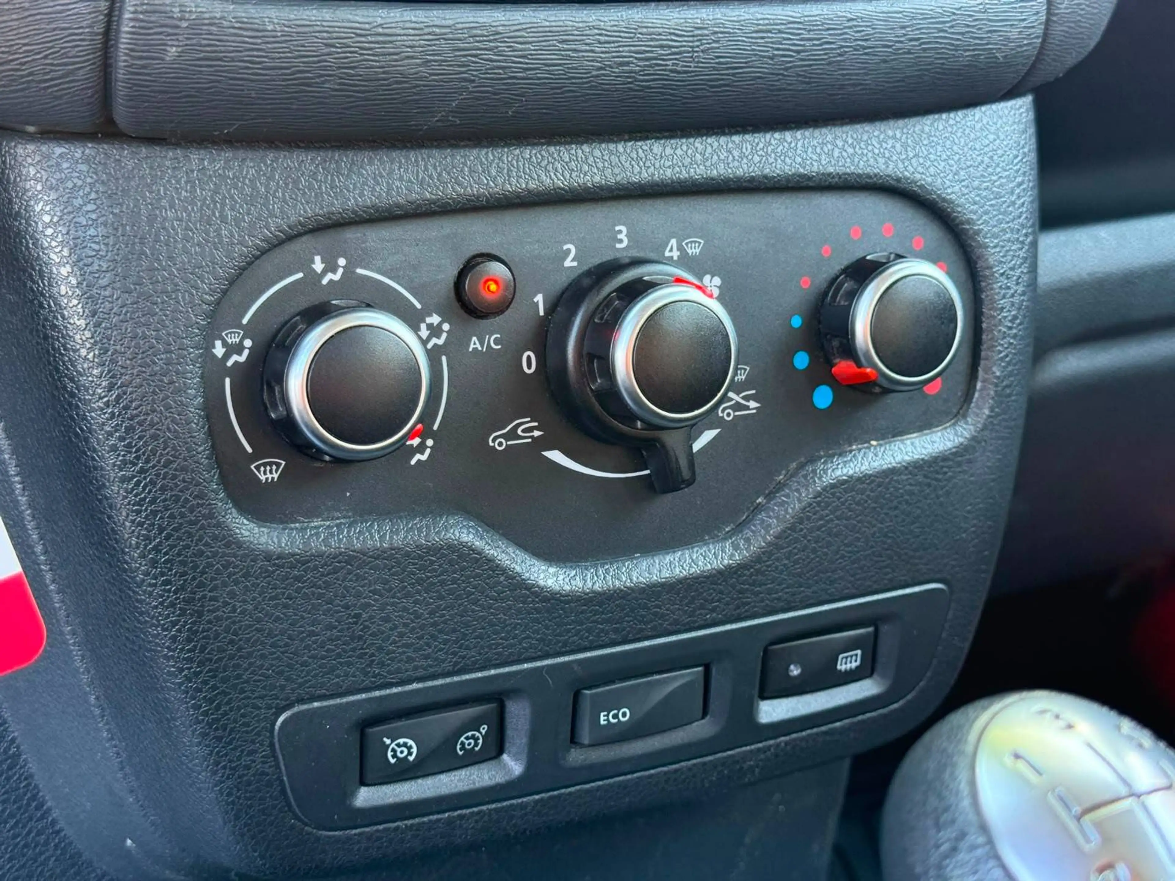 Dacia Dokker 1.6i Benzine Navi CruiseC Airco ParkeerS Eco — photo 14