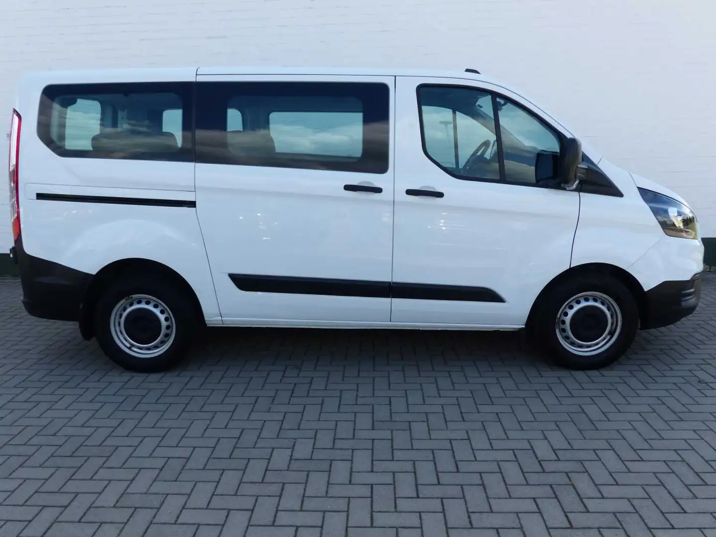 Ford Tourneo Custom Transit Custom Kombi L1*9 Sitze*Klima*Bluetooth* Weiß - 2
