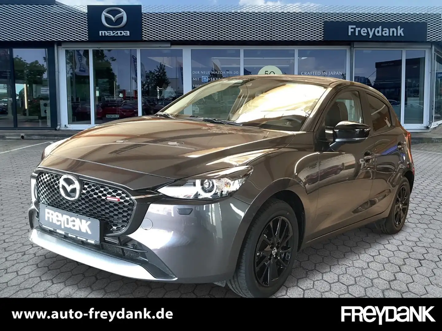 Mazda 2 1.5L e-SKYACTIV G 90ps HOMURA, NAVI Grau - 1