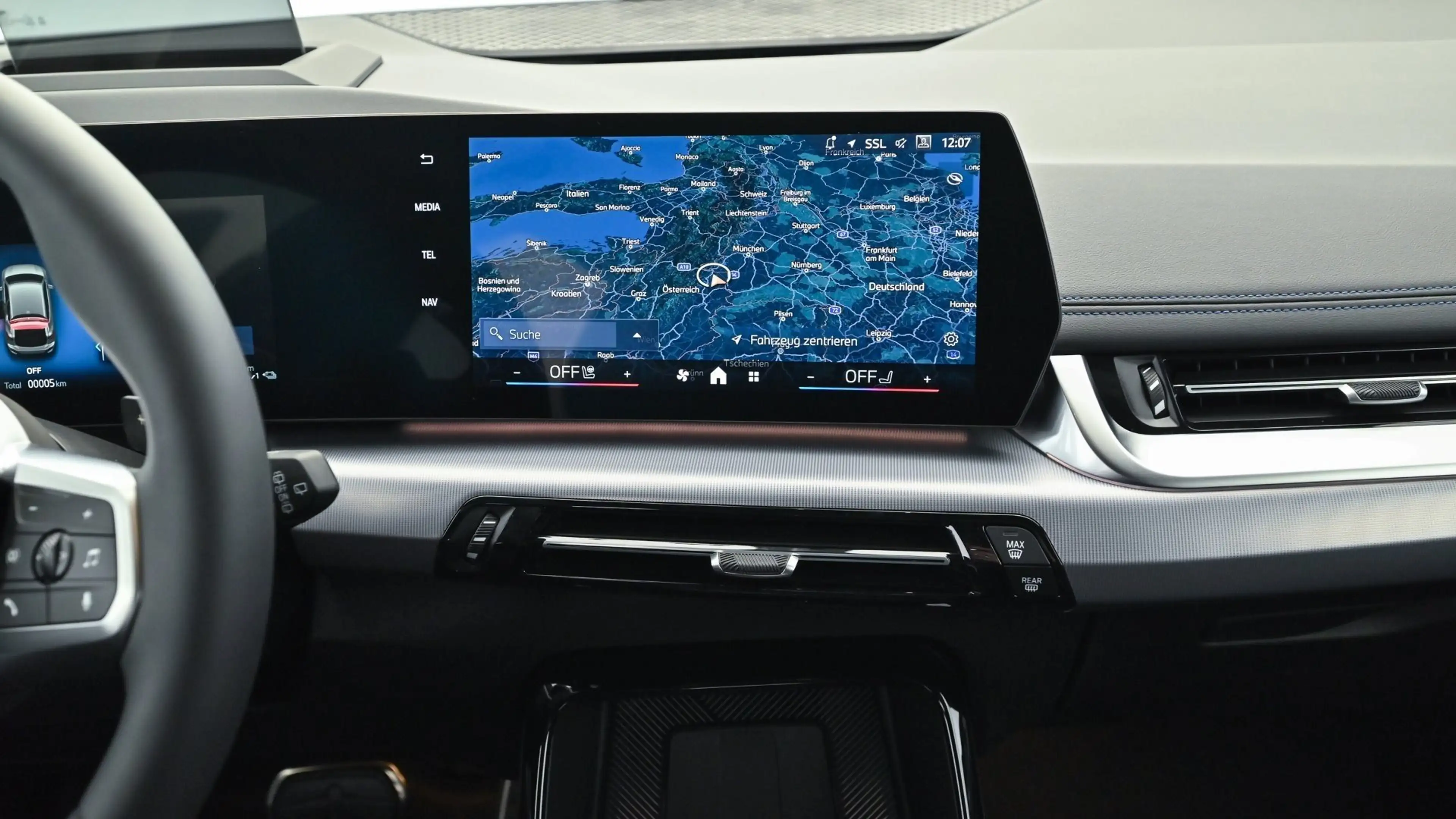 BMW 230 e xDrive M Sportpaket — photo 11