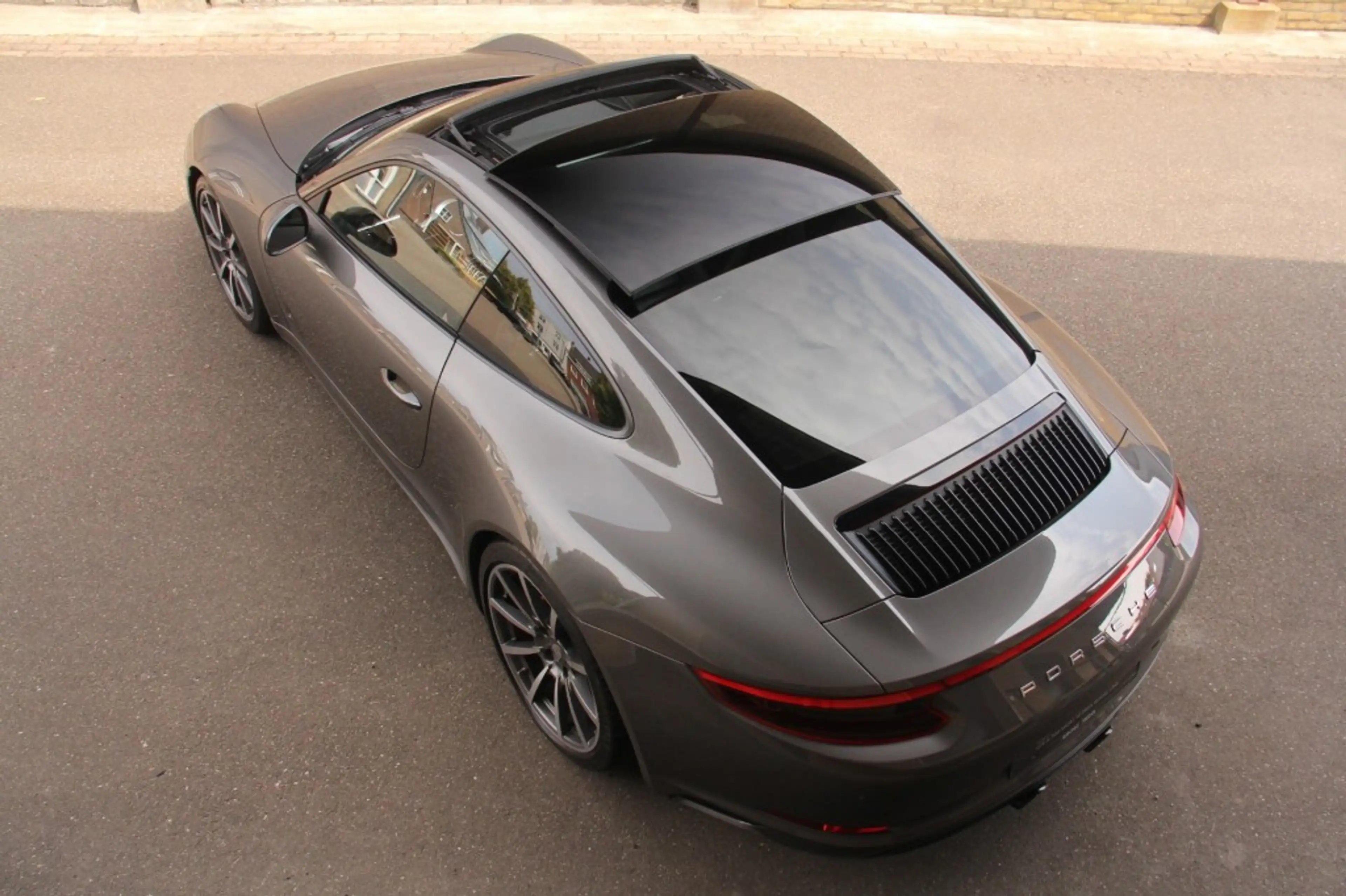 Porsche 991 Carrera 4S Coupe / Org. NL / 1e Lak / Perfecte his — photo 15