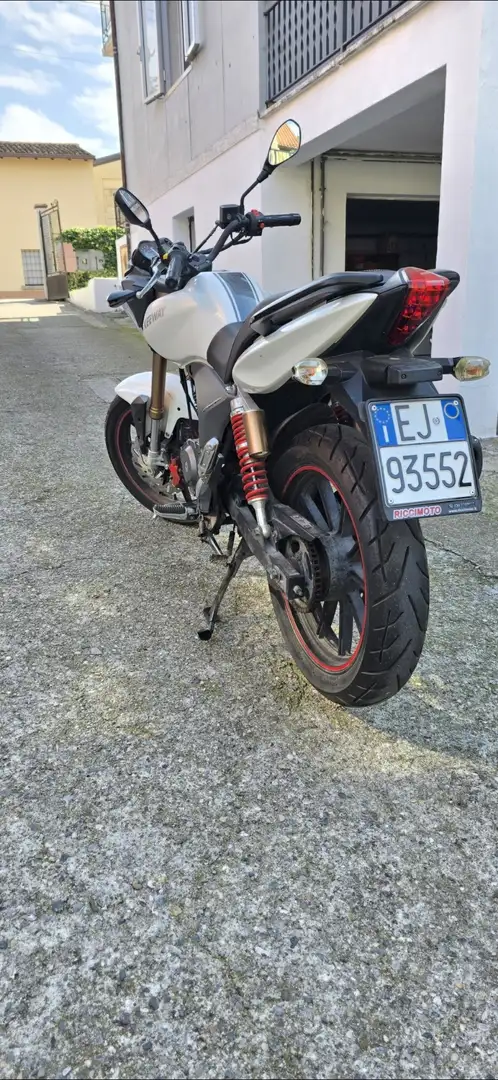 Keeway RKV 125 Blanco - 1