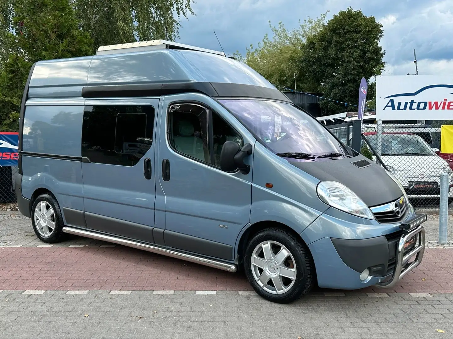 Opel Vivaro 2.5CDTI*Wohnmobil*Klima*Navi*Bett*AHK Bleu - 1
